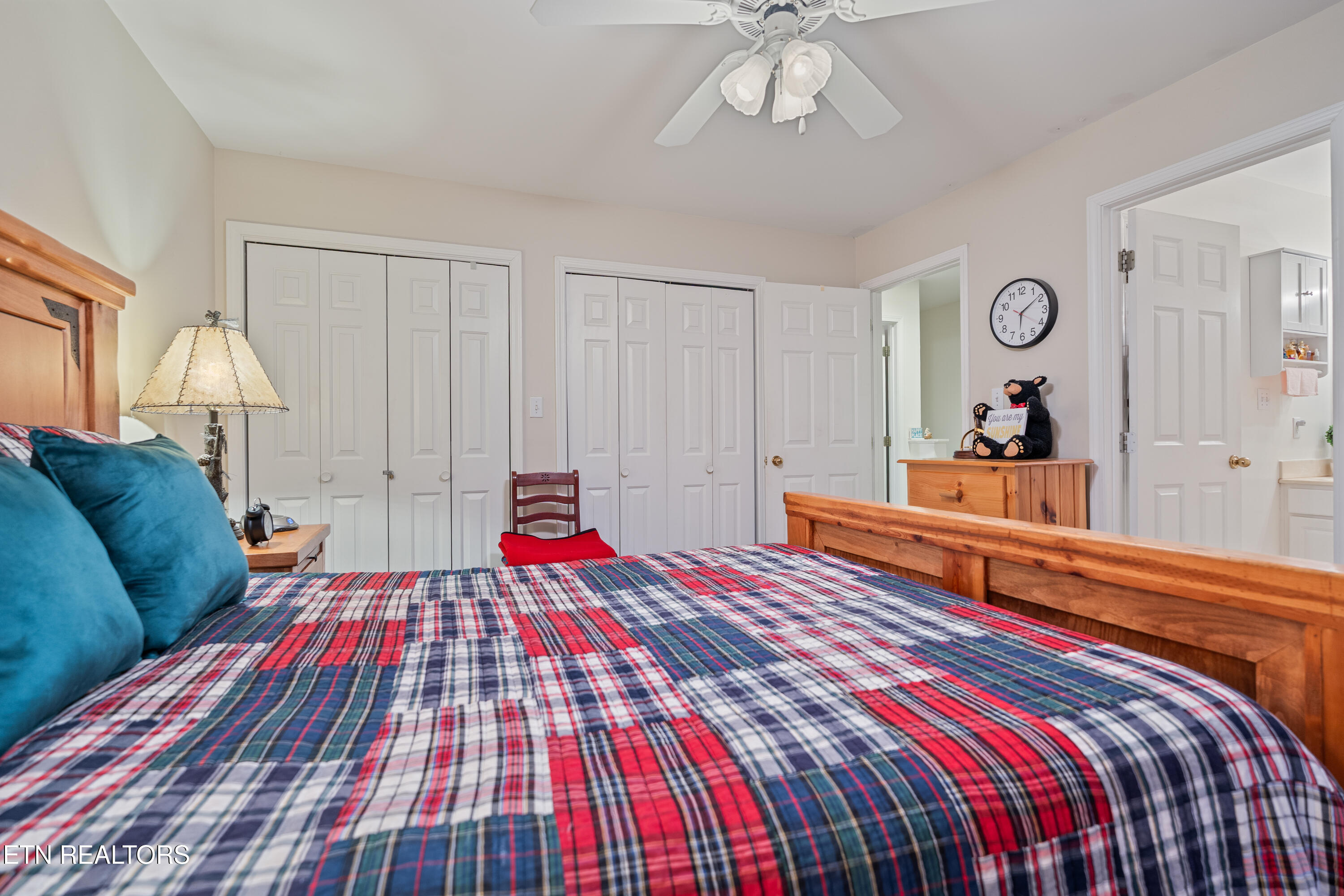 527 Orchard Valley Way Sevierville TN 37862