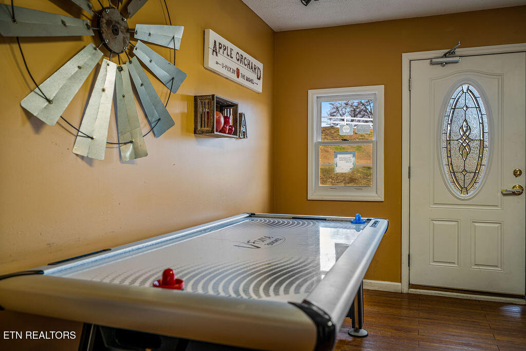 527 Orchard Valley Way Sevierville TN 37862