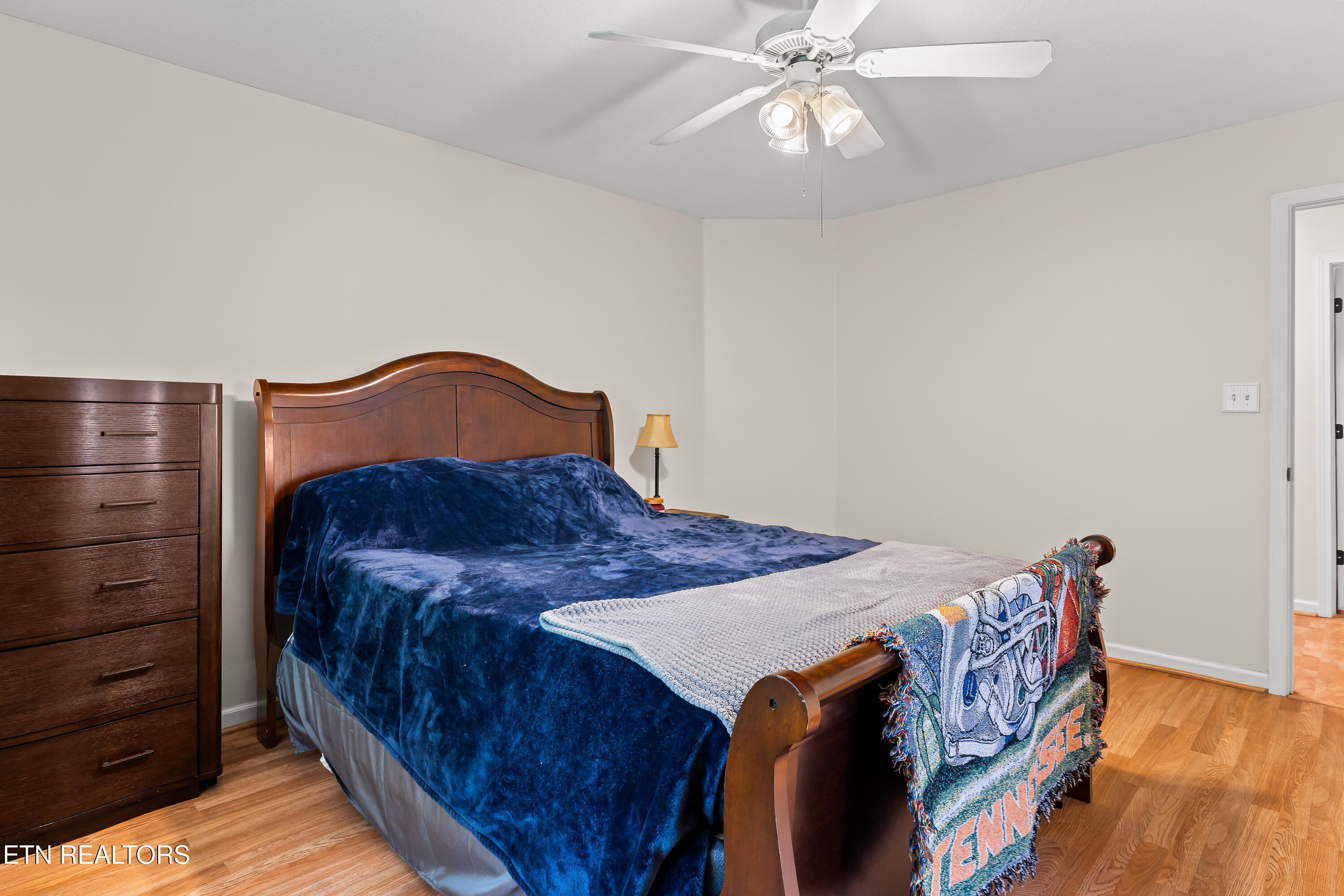 90 Peartree Lane Loudon TN 37774