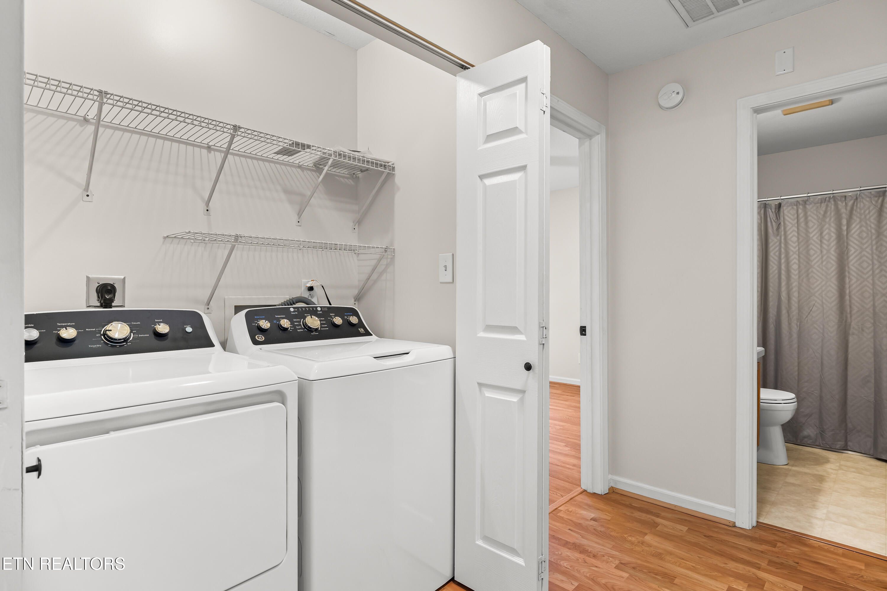 90 Peartree Lane Loudon TN 37774