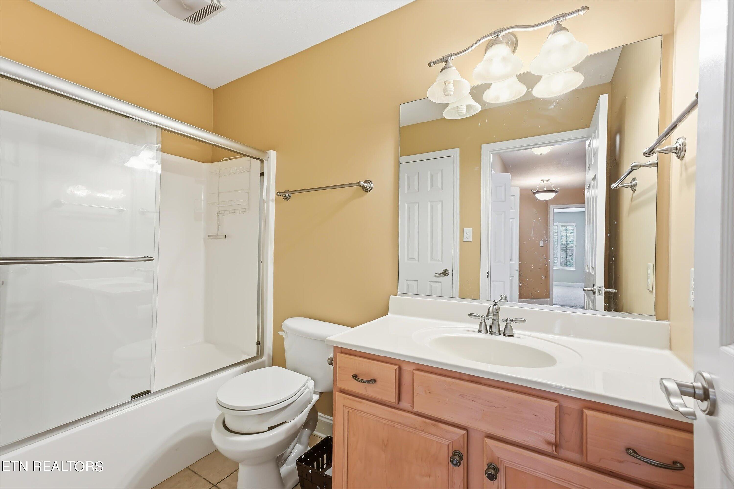 6000 Round Hill Lane Knoxville TN 37912