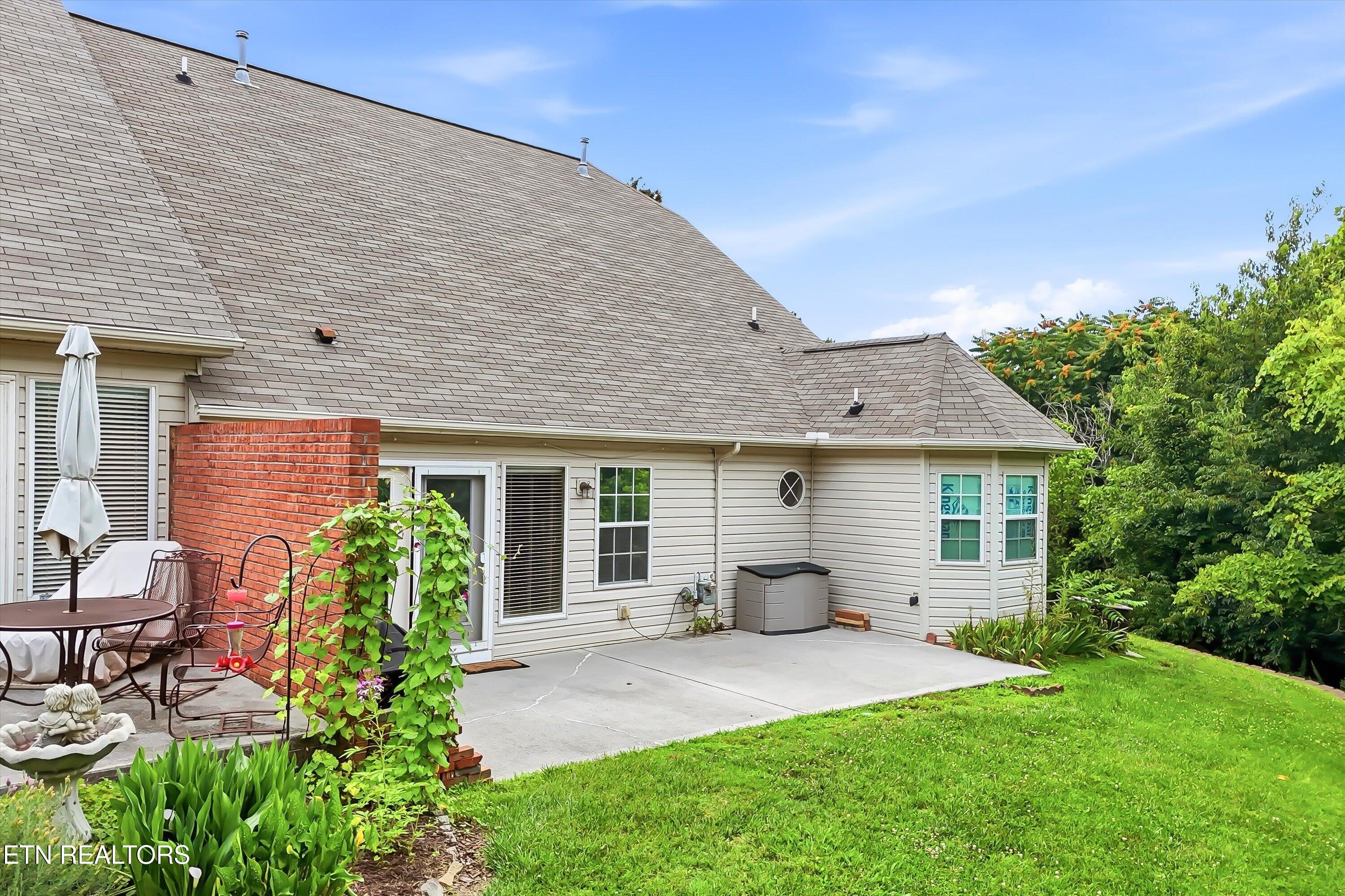 6000 Round Hill Lane Knoxville TN 37912