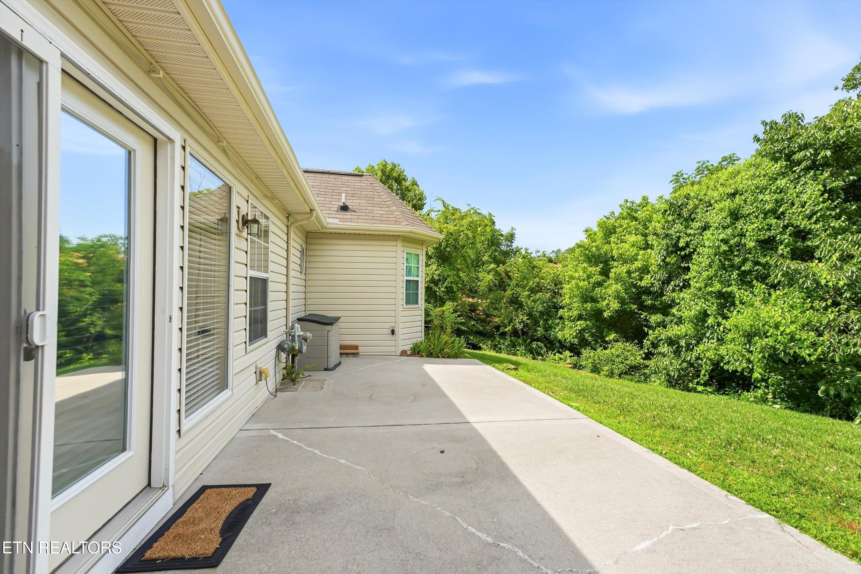 6000 Round Hill Lane Knoxville TN 37912