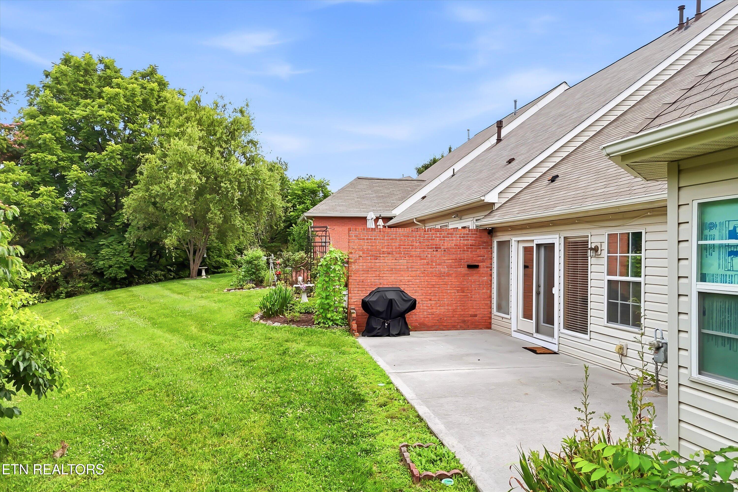 6000 Round Hill Lane Knoxville TN 37912