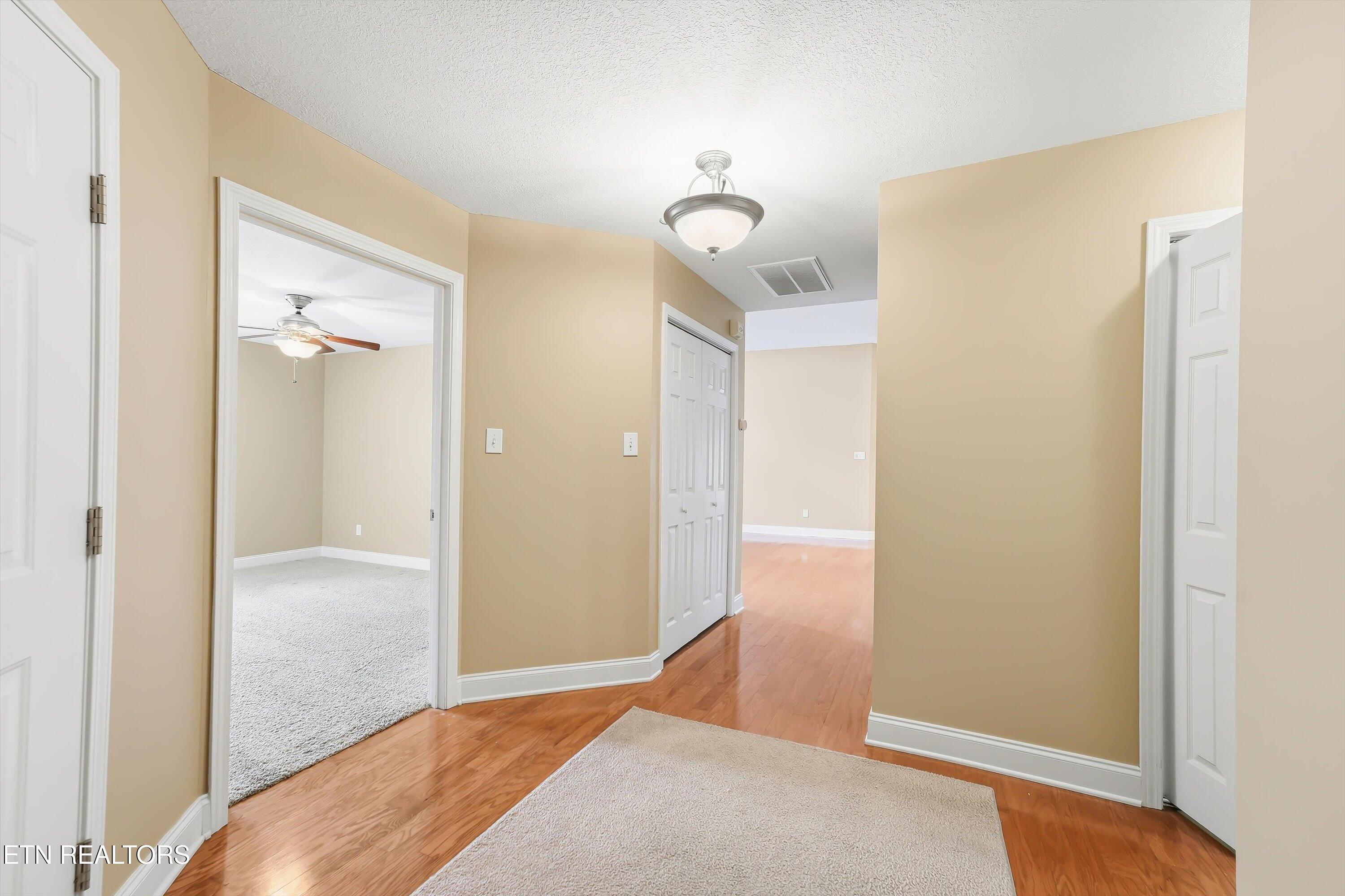 6000 Round Hill Lane Knoxville TN 37912
