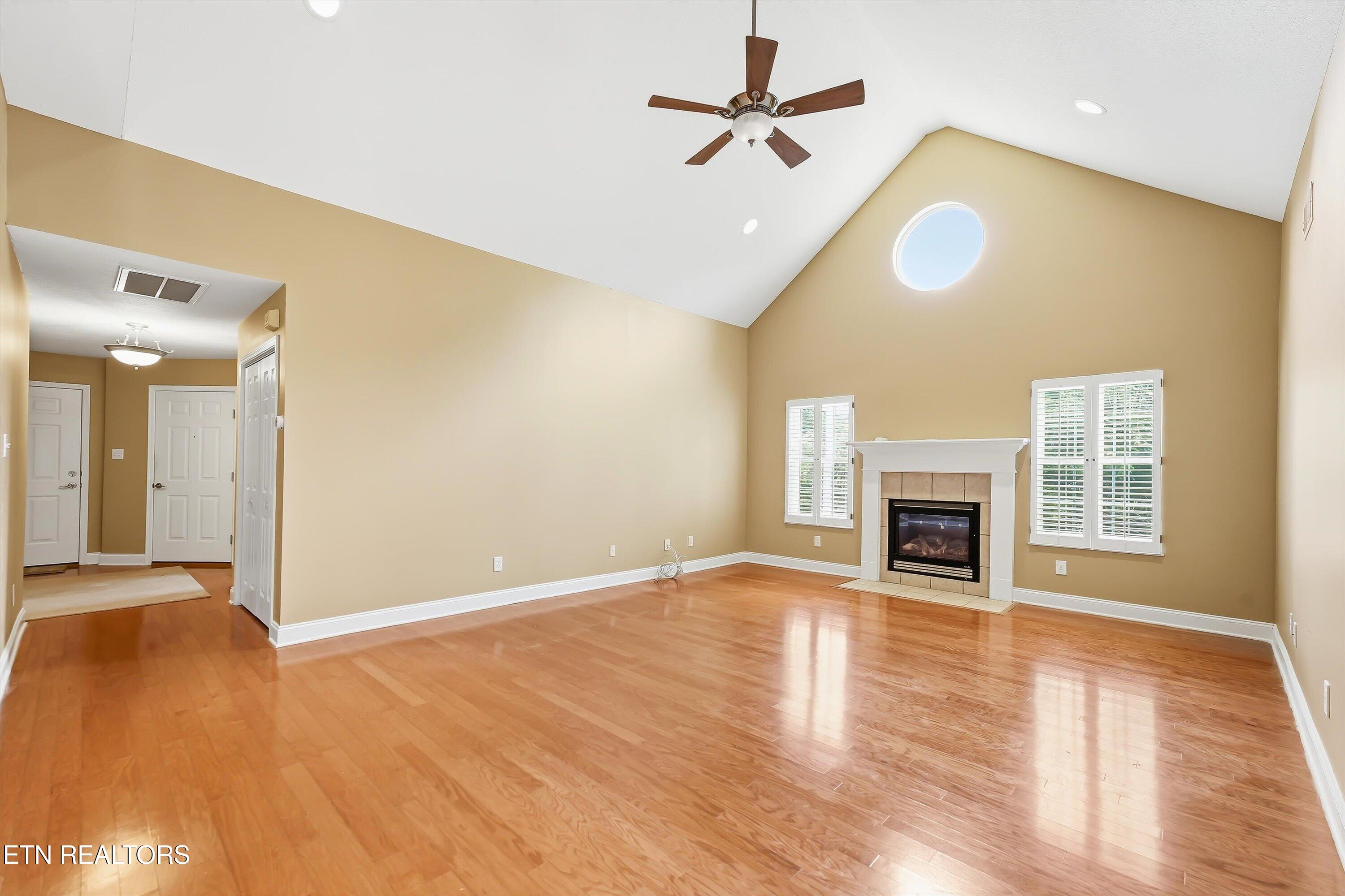 6000 Round Hill Lane Knoxville TN 37912