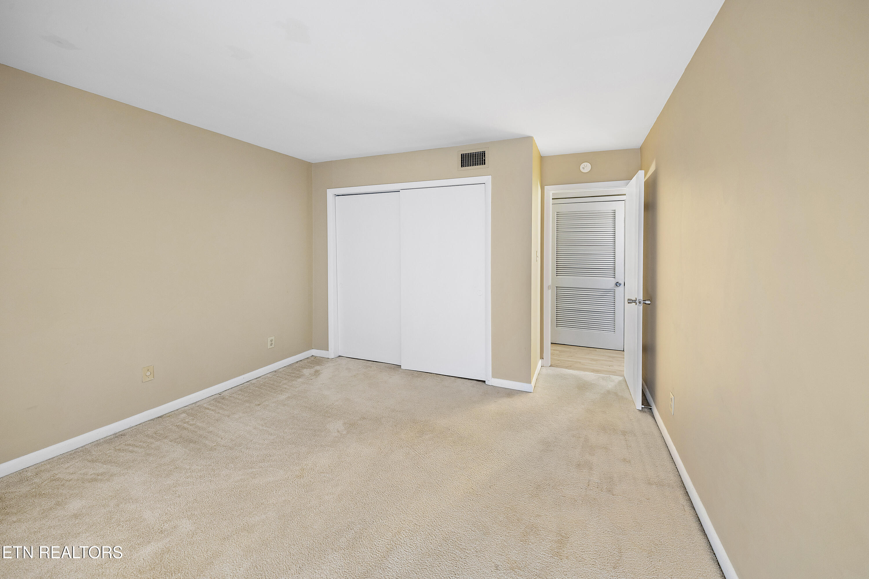 5709 Lyons View Pike Knoxville TN 37919