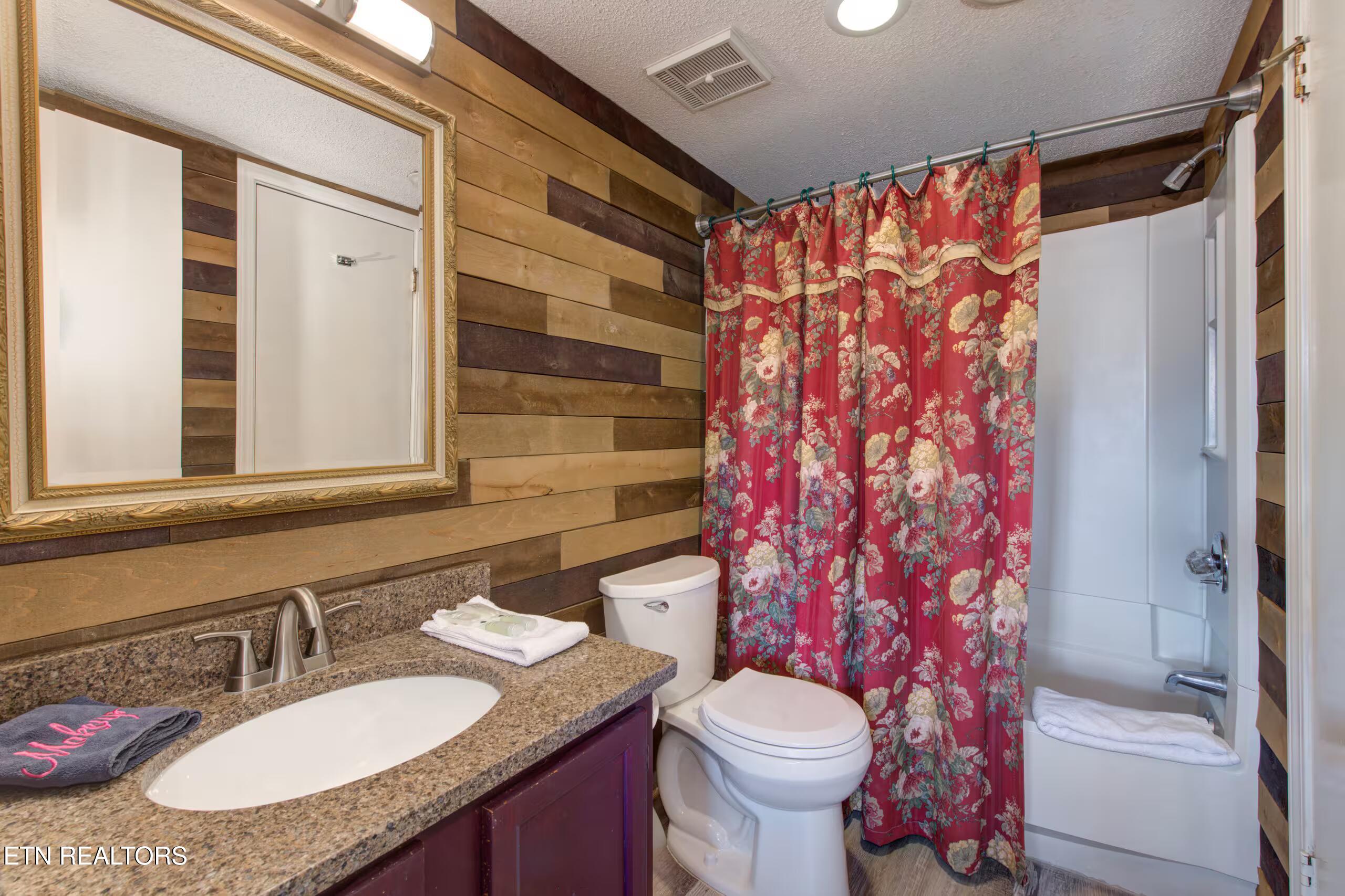 1380 Ski View Drive Gatlinburg TN 37738