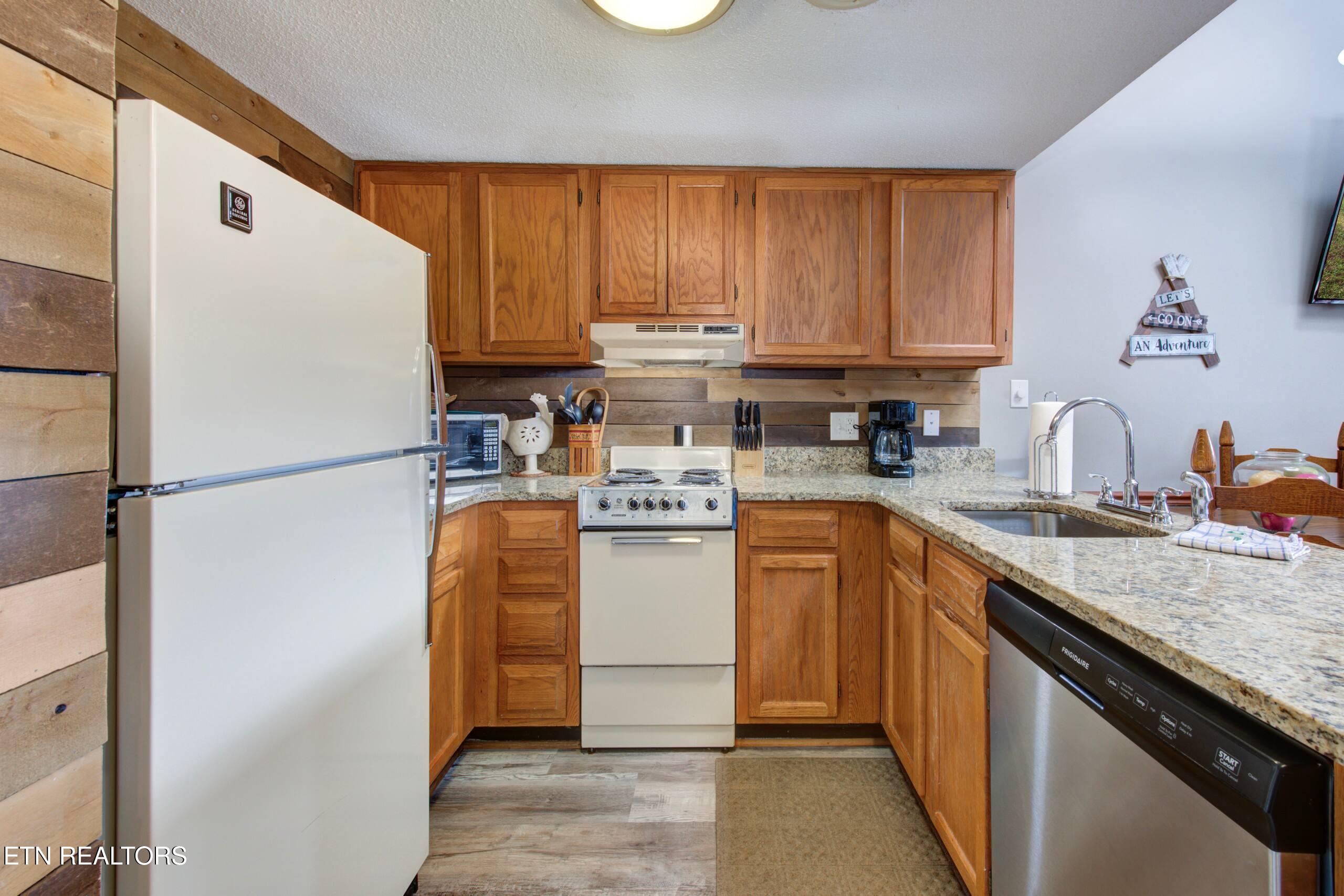 1380 Ski View Drive Gatlinburg TN 37738