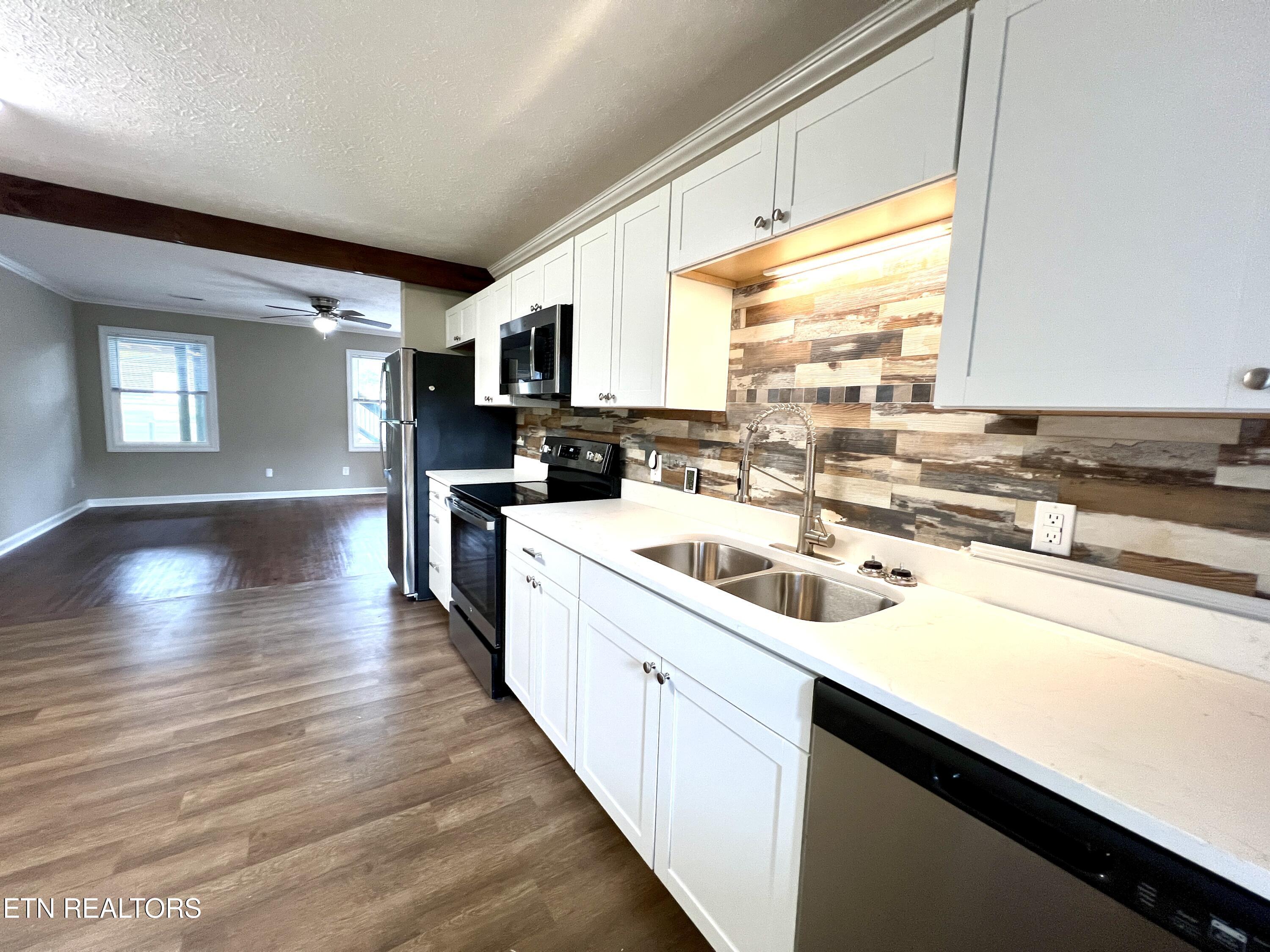3769 Wears Valley Road Sevierville TN 37862