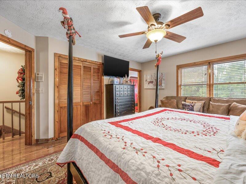 2044 Hickory Ridge Way Sevierville TN 37862