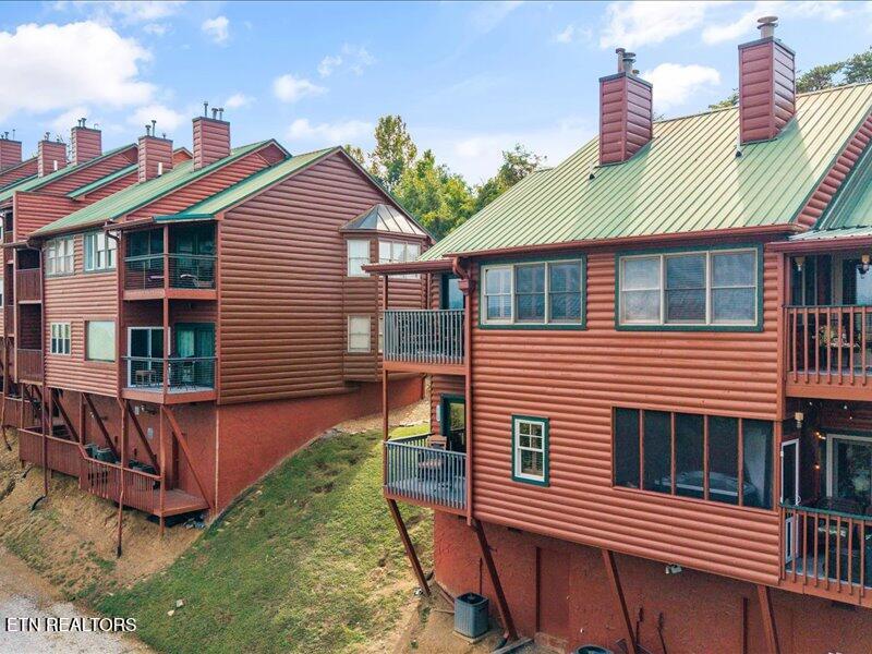 2044 Hickory Ridge Way Sevierville TN 37862