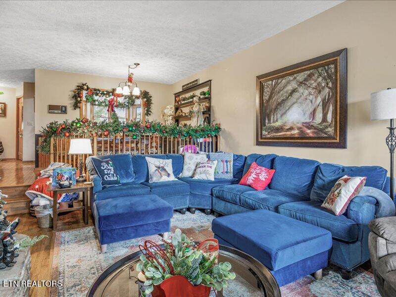 2044 Hickory Ridge Way Sevierville TN 37862