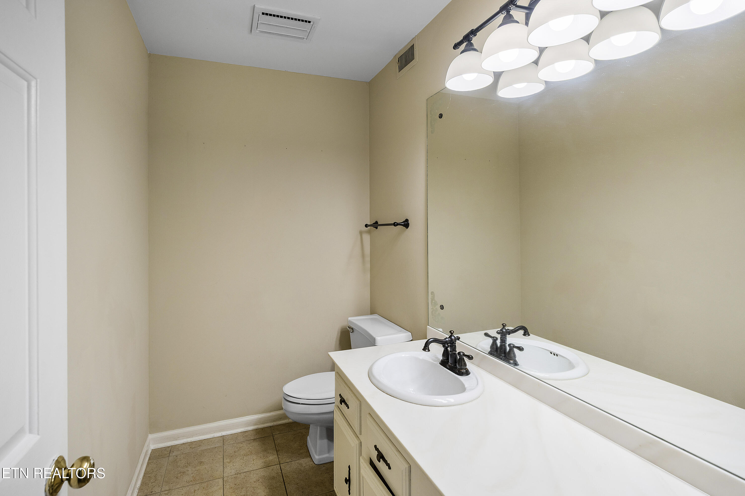 1104 Orleans Drive Knoxville TN 37919