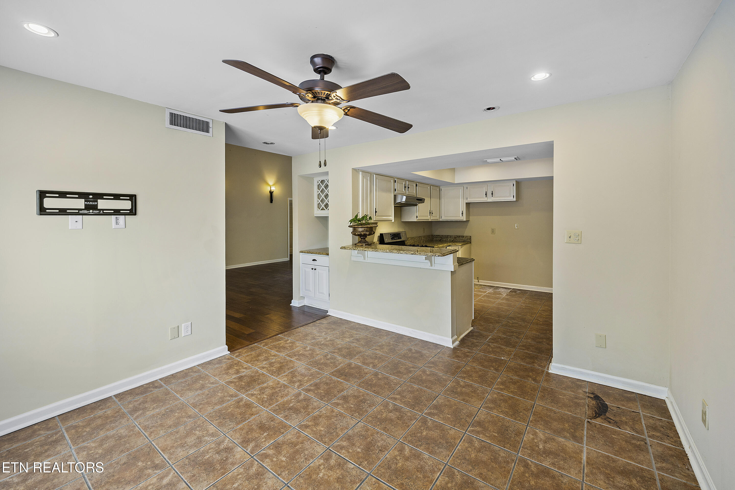 1104 Orleans Drive Knoxville TN 37919