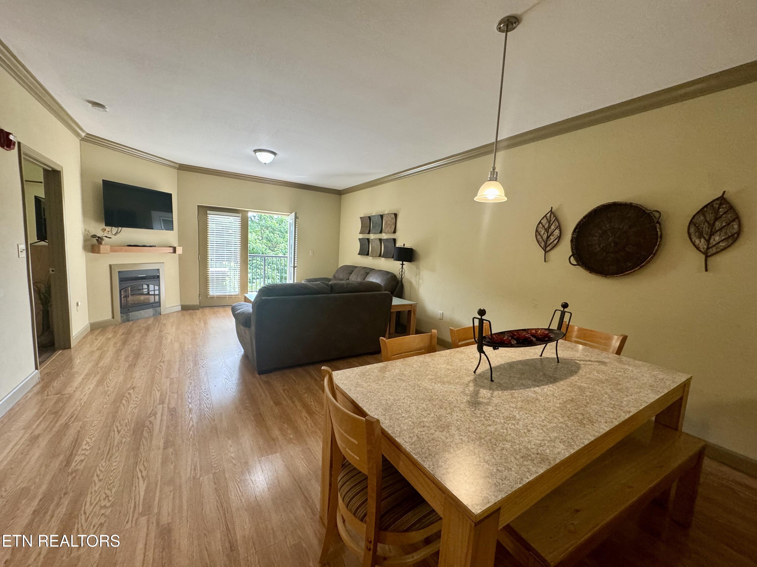 124 Plaza Pigeon Forge TN 37863