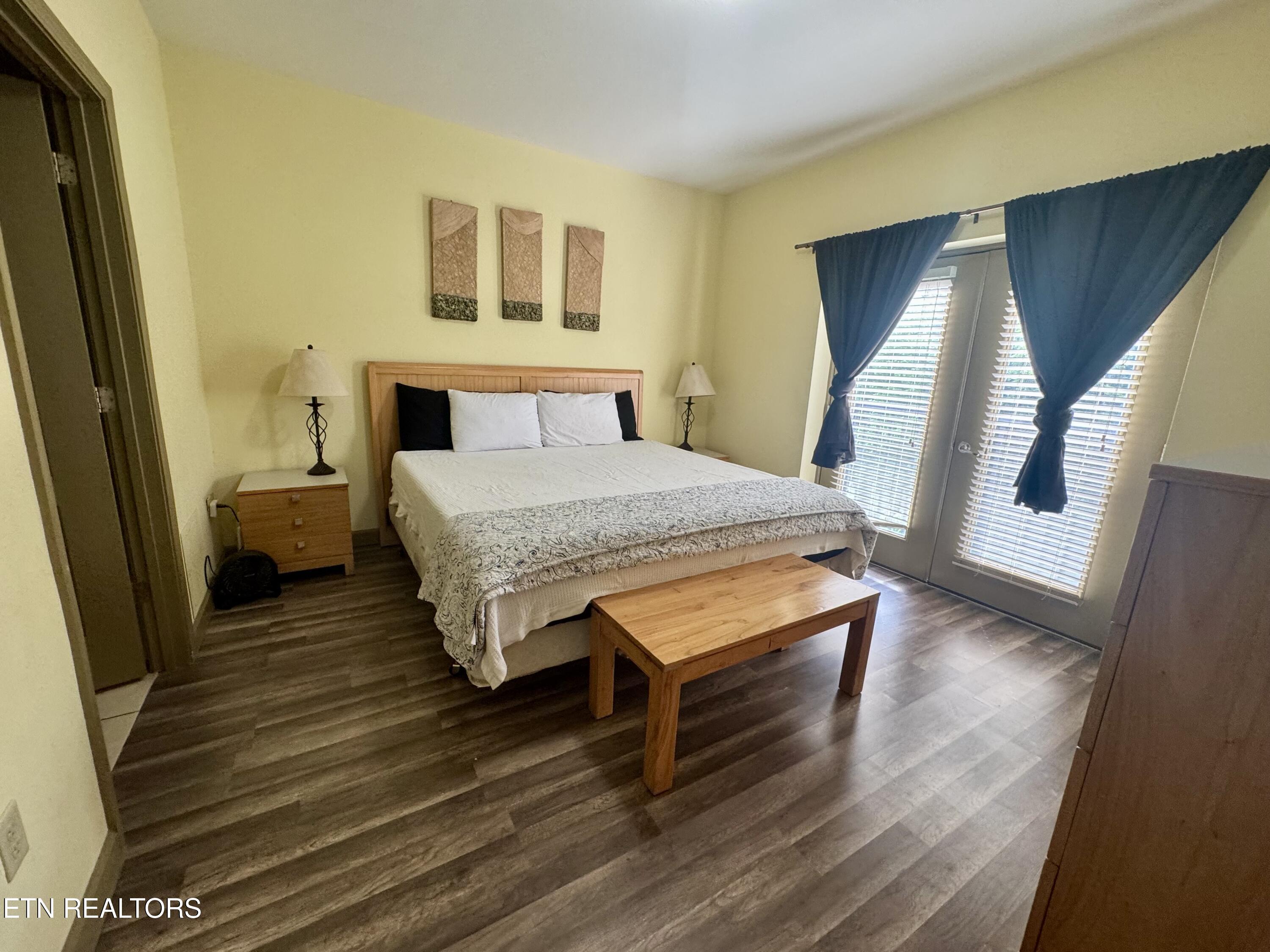 124 Plaza Pigeon Forge TN 37863