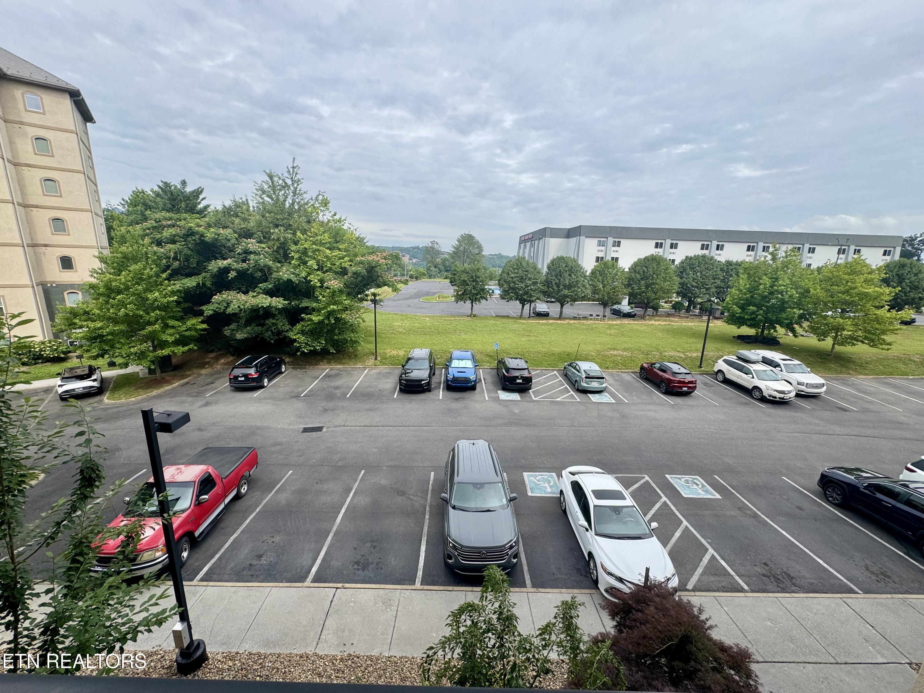 124 Plaza Pigeon Forge TN 37863