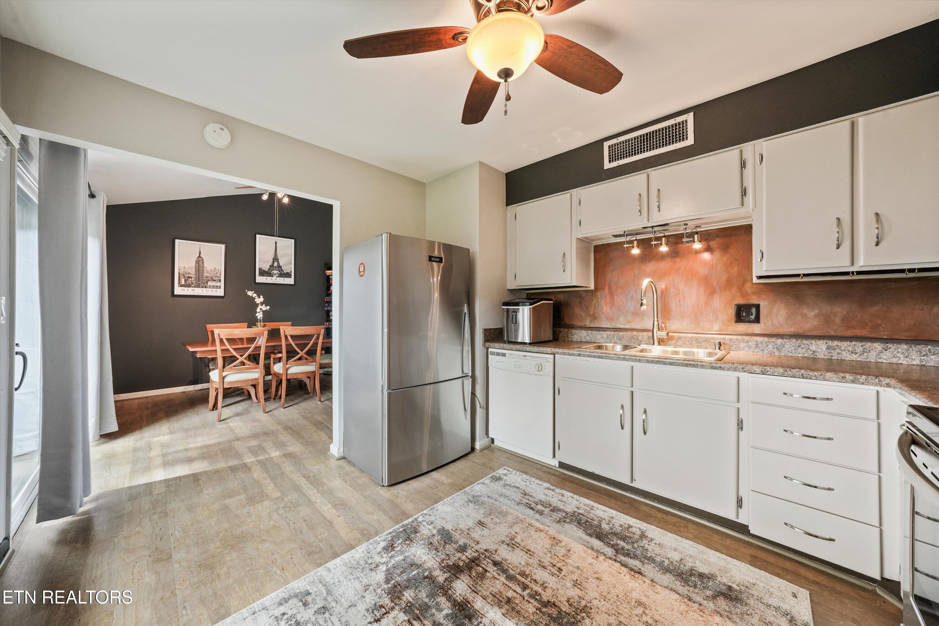1930 Cherokee Bluff Drive Knoxville TN 37920