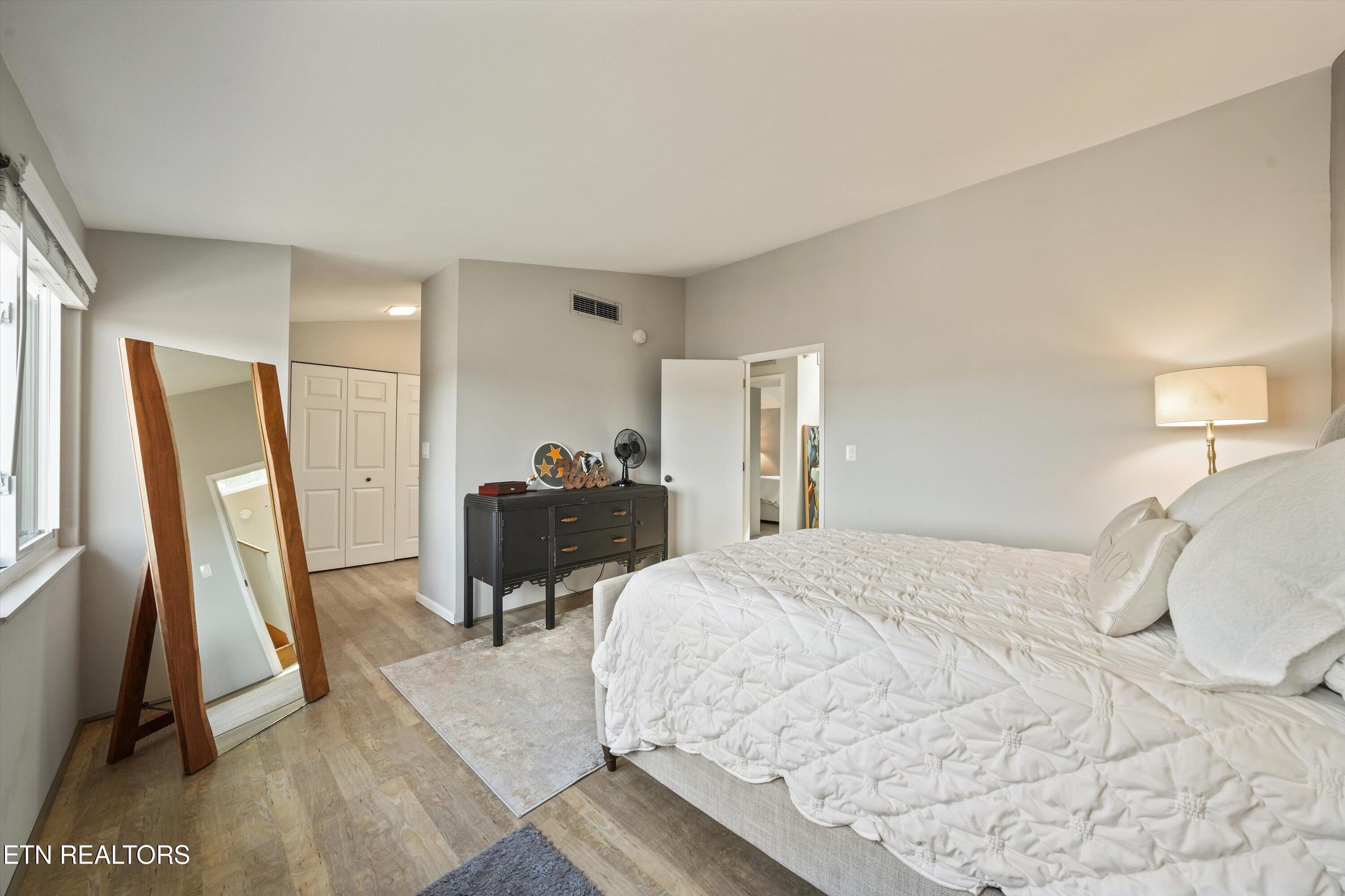 1930 Cherokee Bluff Drive Knoxville TN 37920