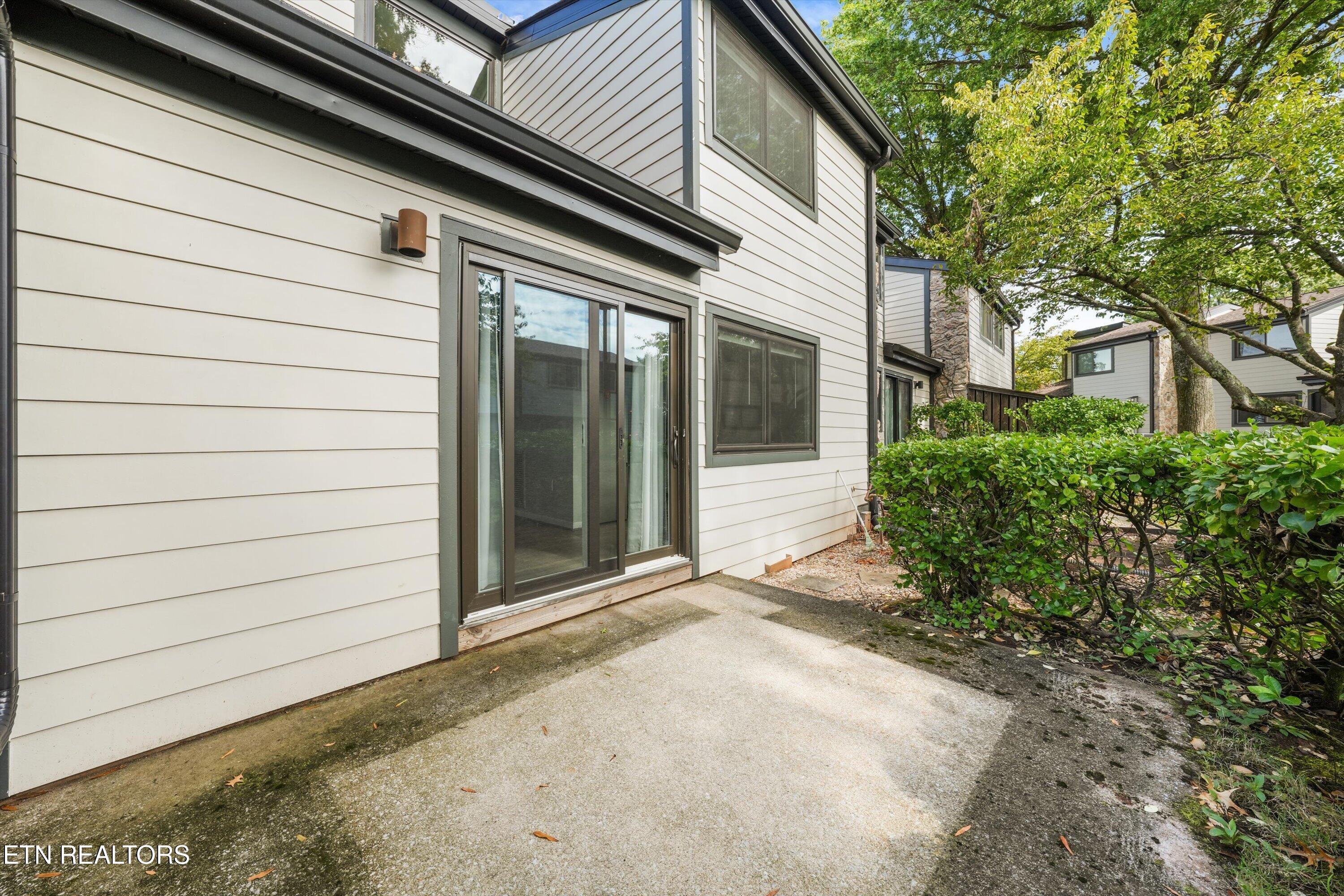 1930 Cherokee Bluff Drive Knoxville TN 37920
