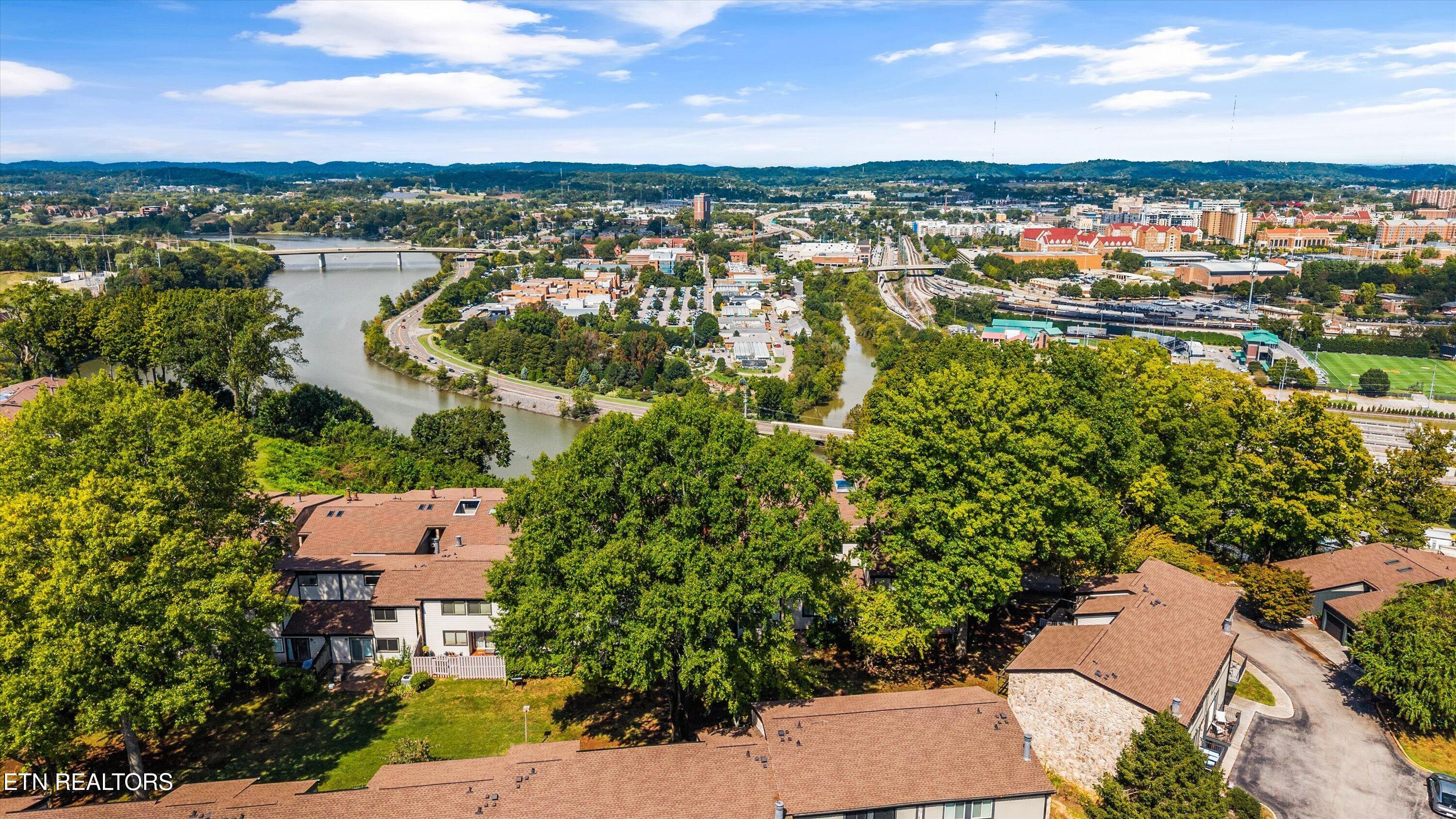 1930 Cherokee Bluff Drive Knoxville TN 37920
