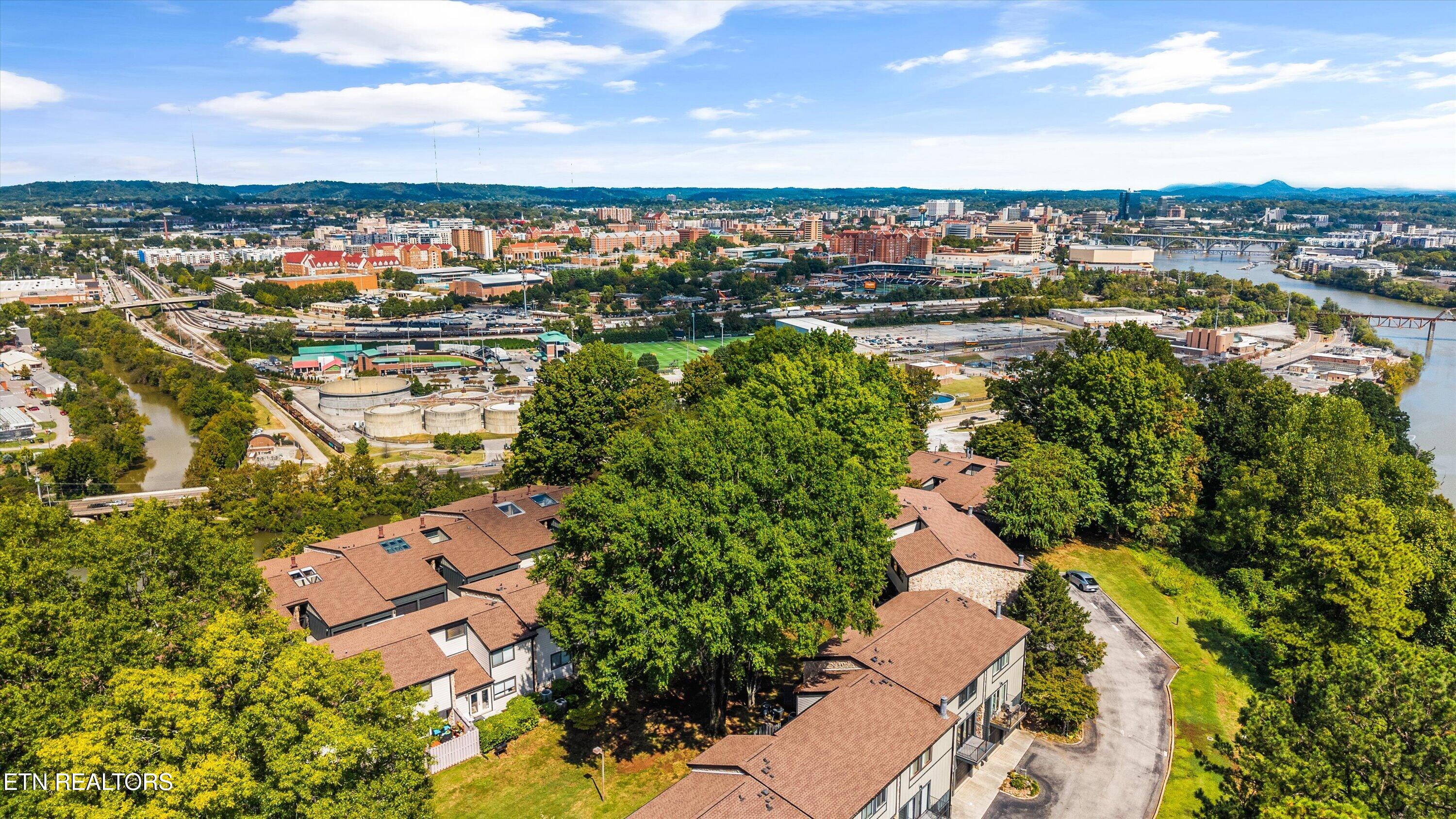 1930 Cherokee Bluff Drive Knoxville TN 37920