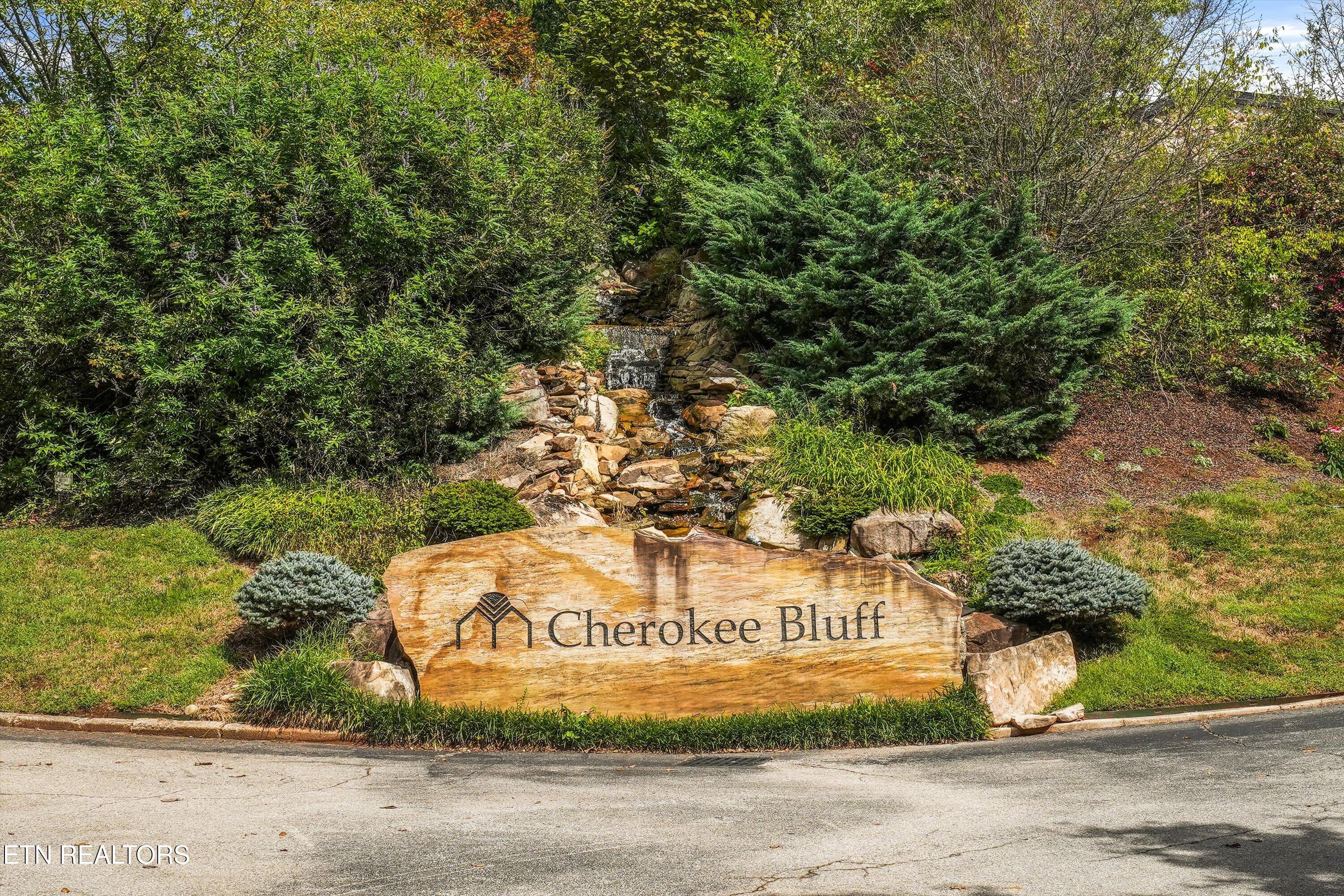 1930 Cherokee Bluff Drive Knoxville TN 37920