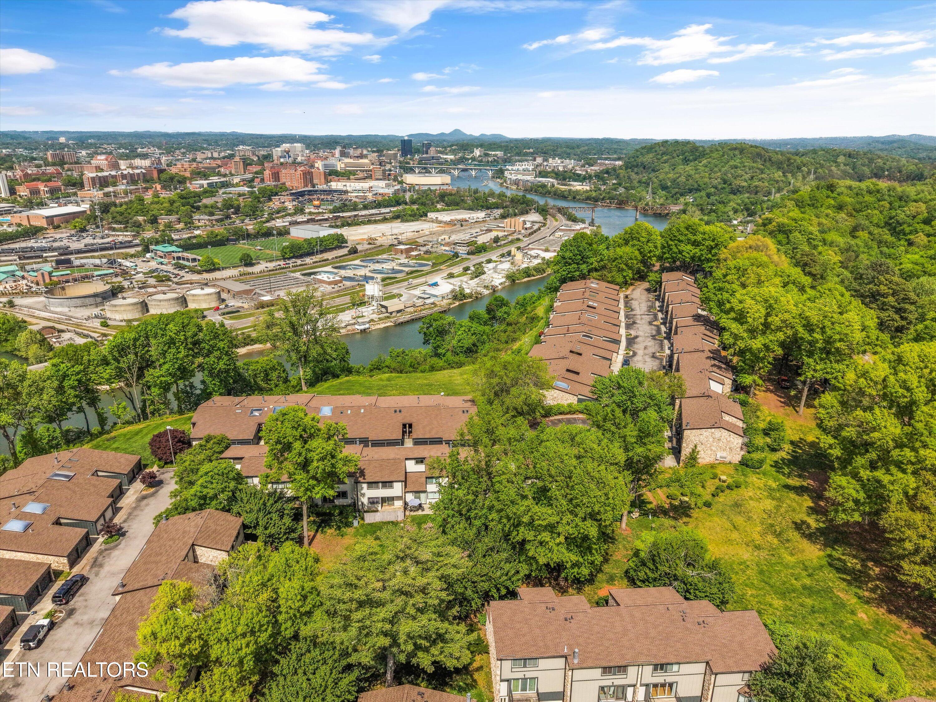 1930 Cherokee Bluff Drive Knoxville TN 37920
