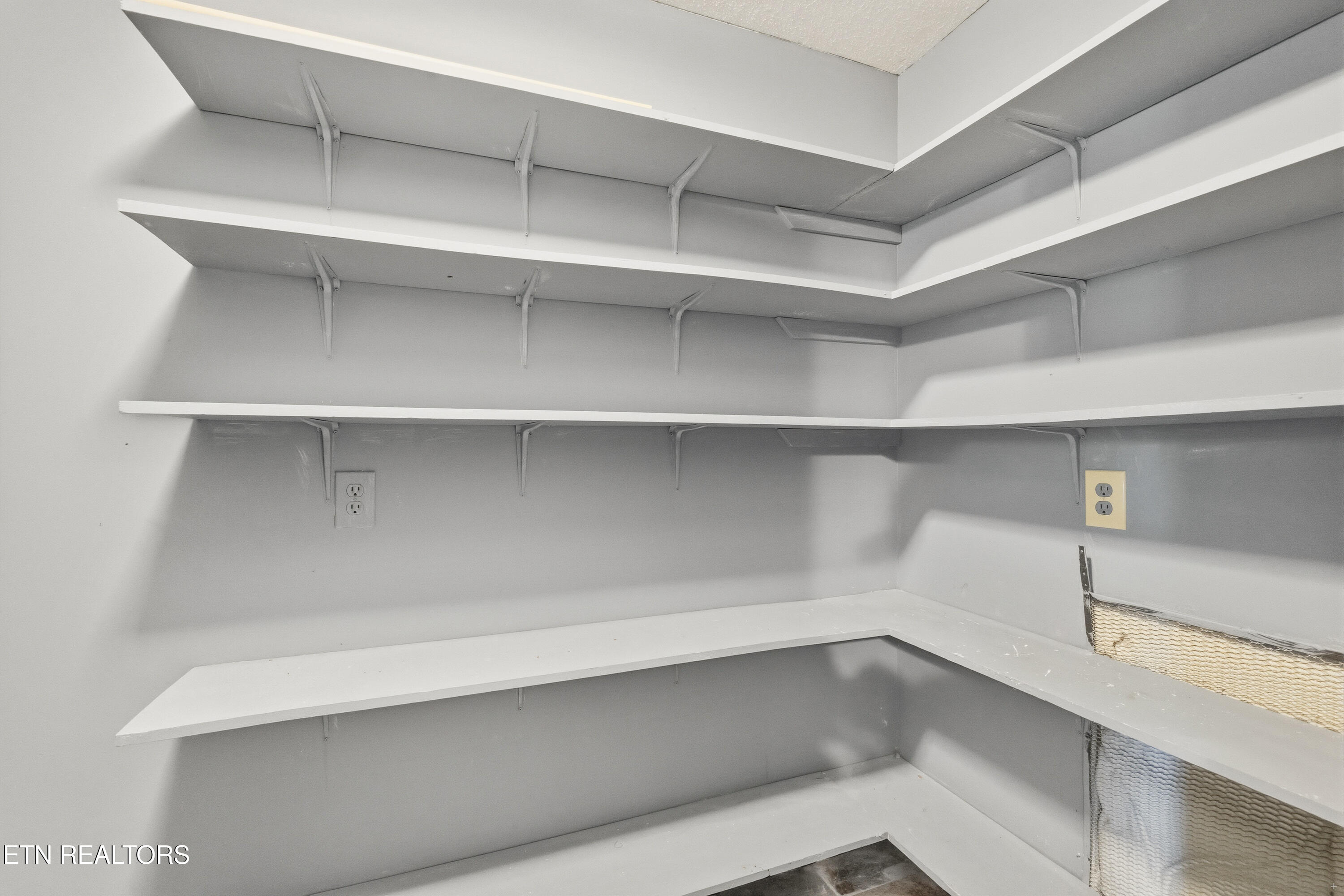 810 Highland Drive Knoxville TN 37912