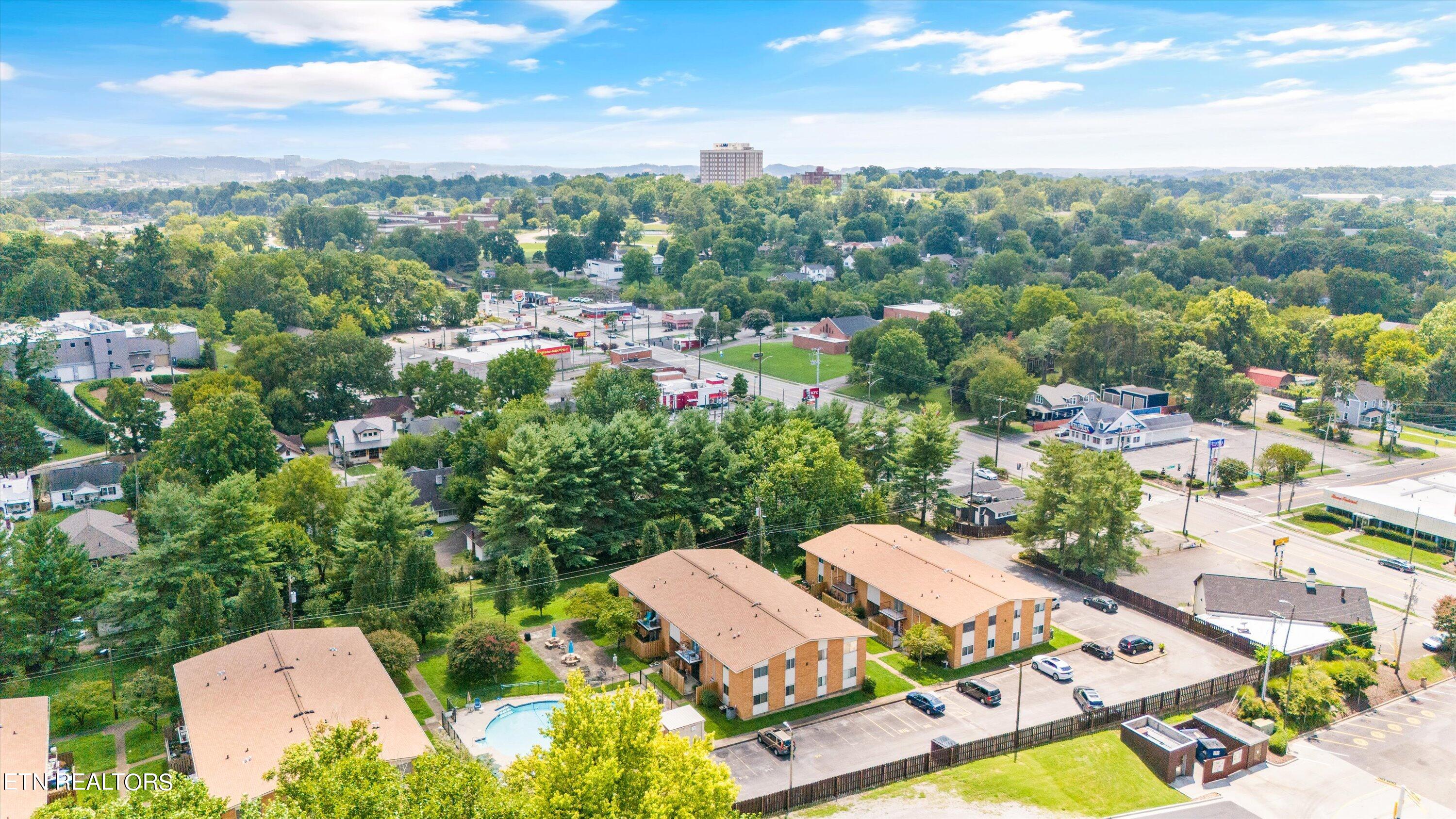 3104 N Broadway Street Knoxville TN 37917