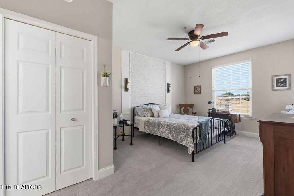 555 Rarity Bay Parkway Vonore TN 37885
