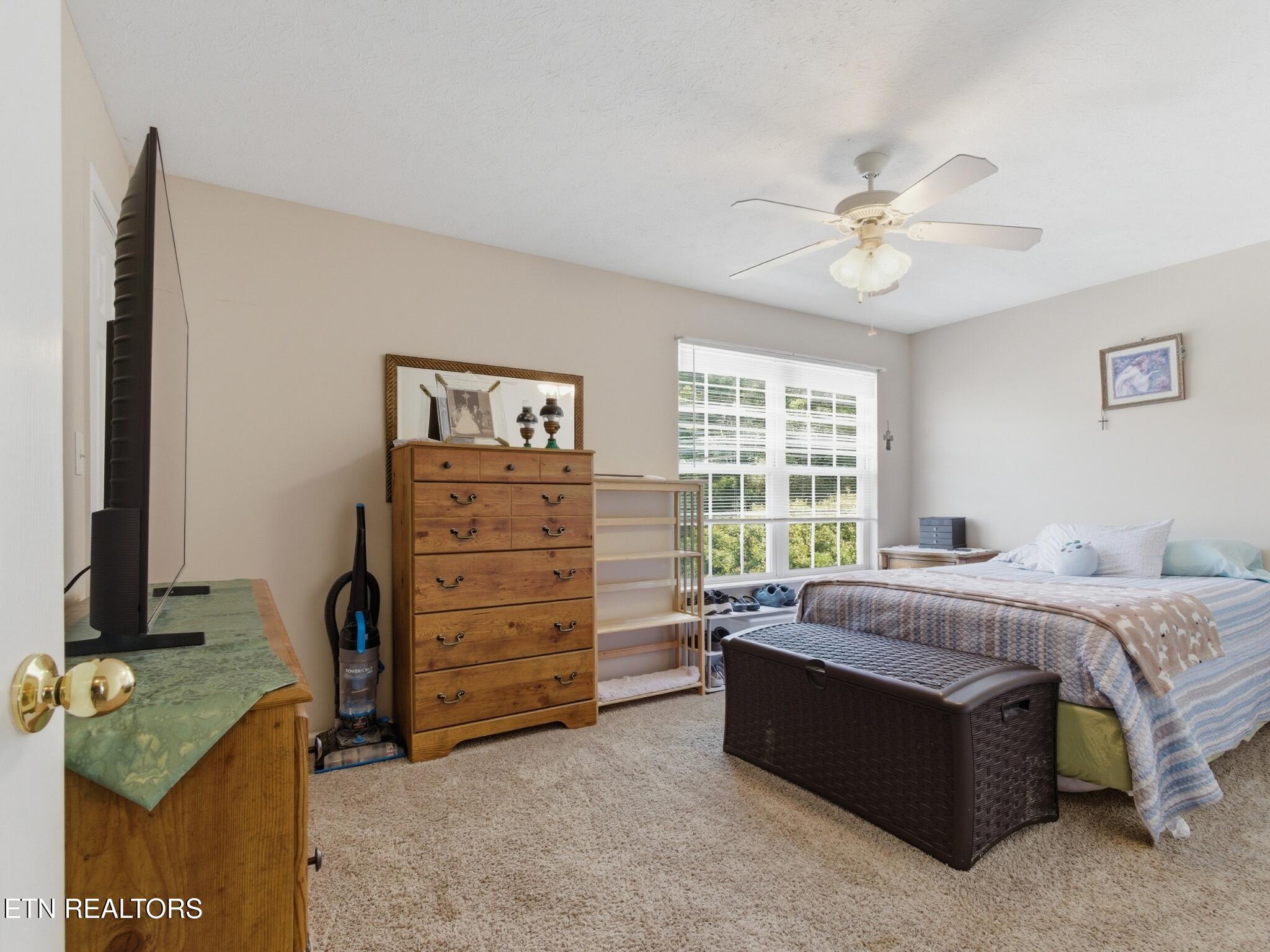 530 Orchard Valley Way Pigeon Forge TN 37862