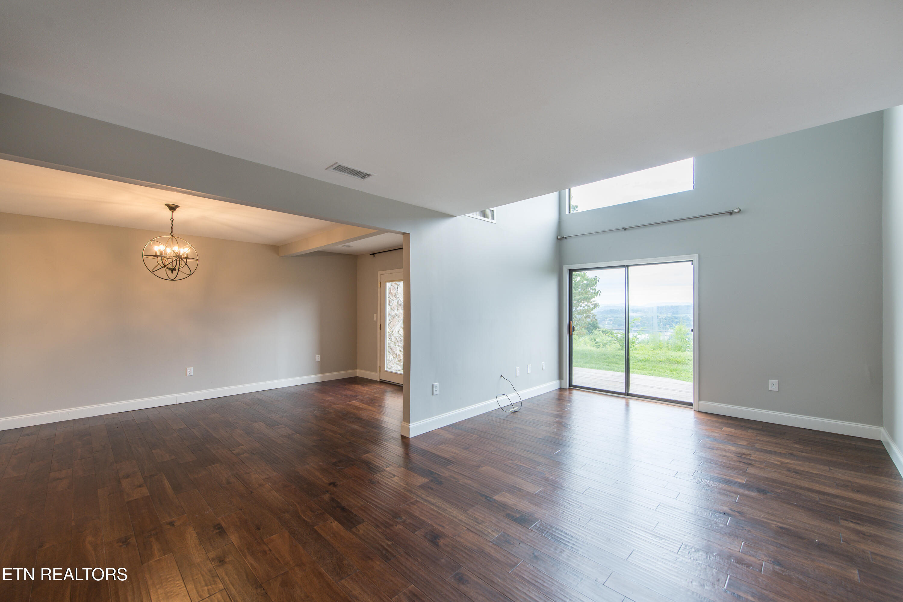 1911 Cherokee Bluff Drive Knoxville TN 37920