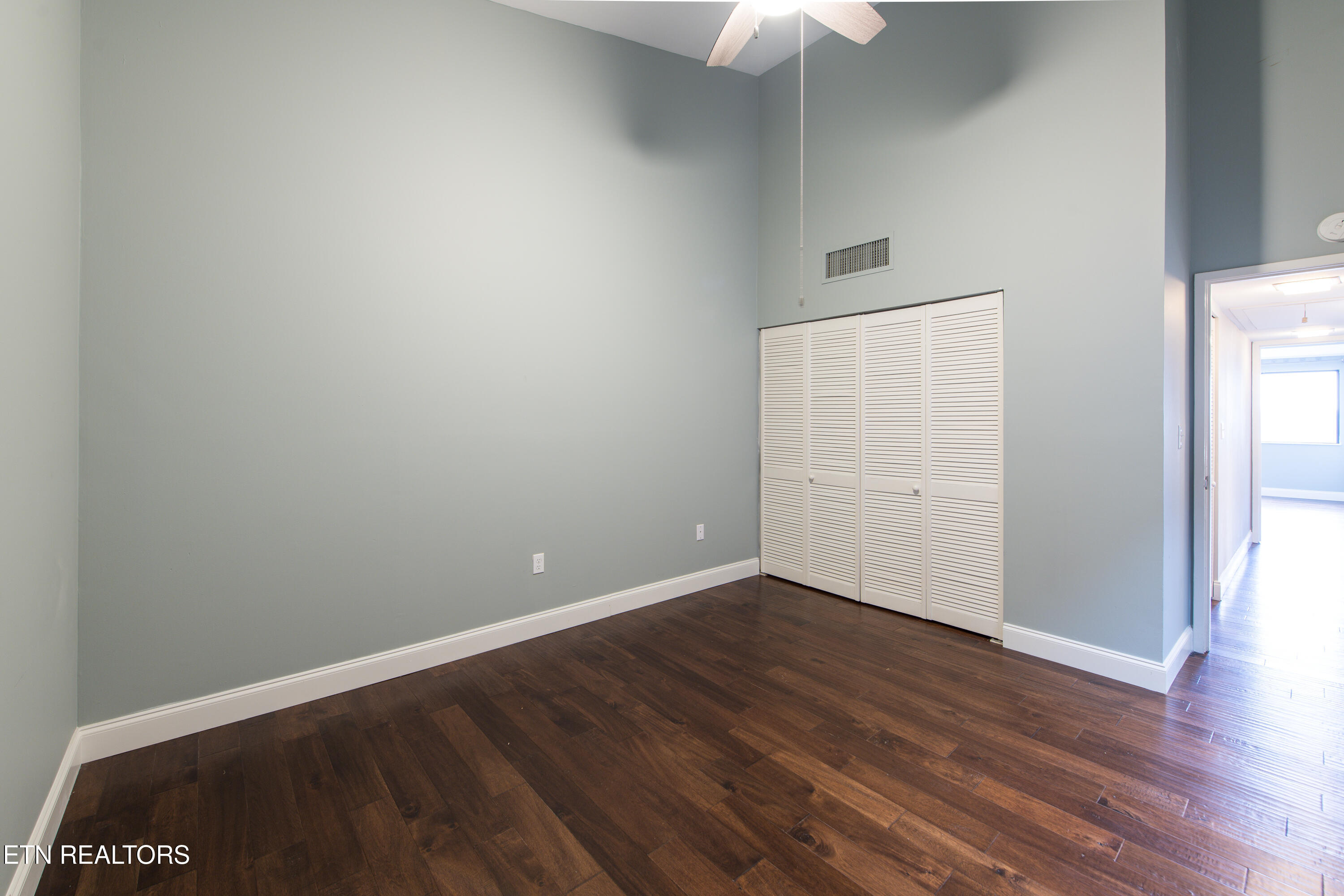 1911 Cherokee Bluff Drive Knoxville TN 37920