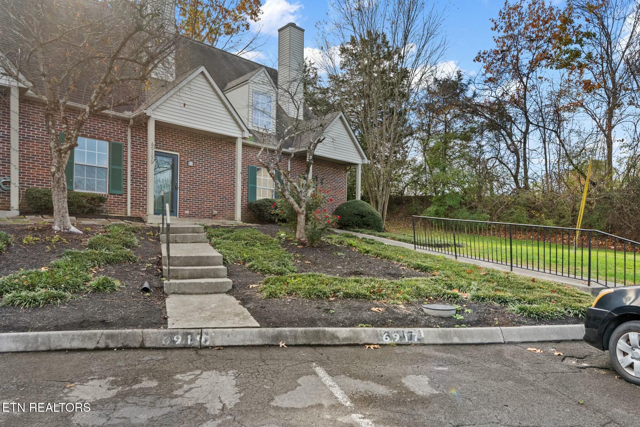 6919 Kings Crossing Way Knoxville TN 37918