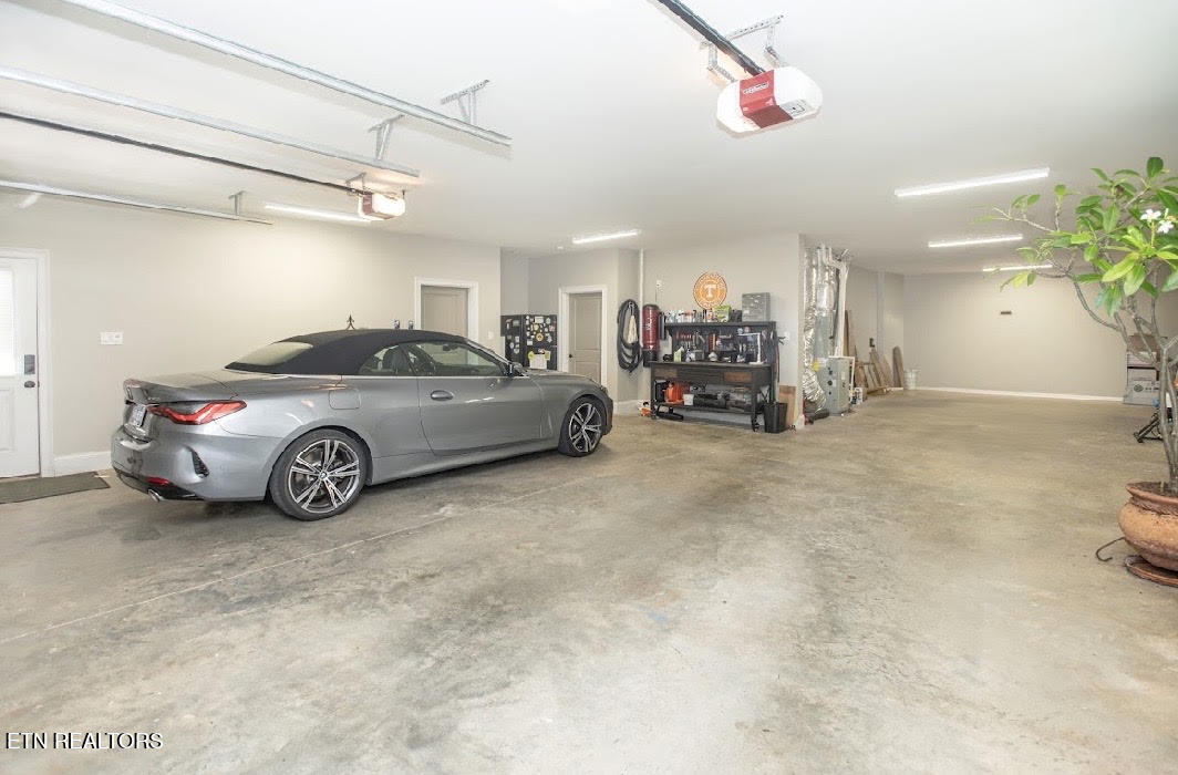 8939 Linksvue Drive Knoxville TN 37922