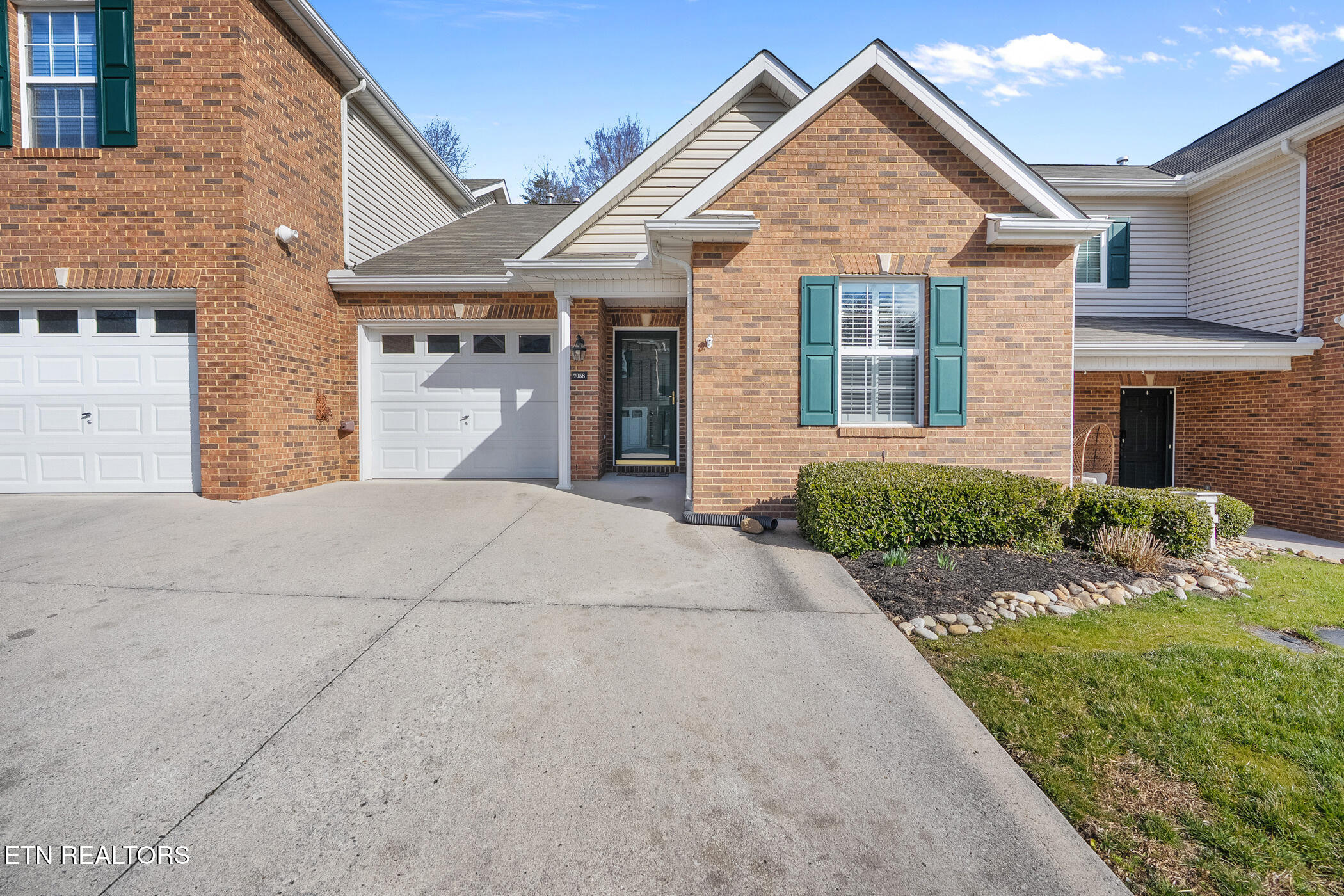 7058 La Christa Way Knoxville TN 37921
