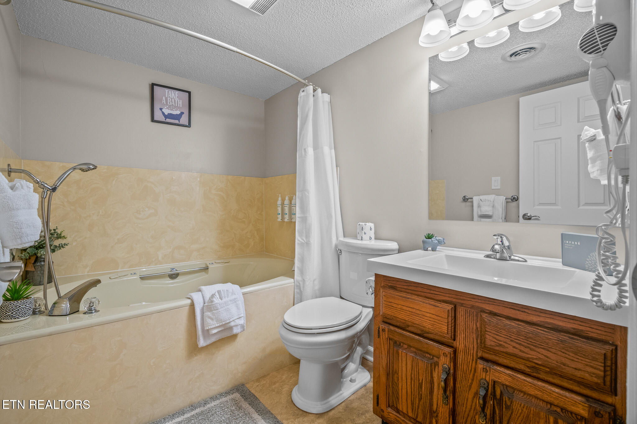 526 Briarcliff Way Pigeon Forge TN 37863
