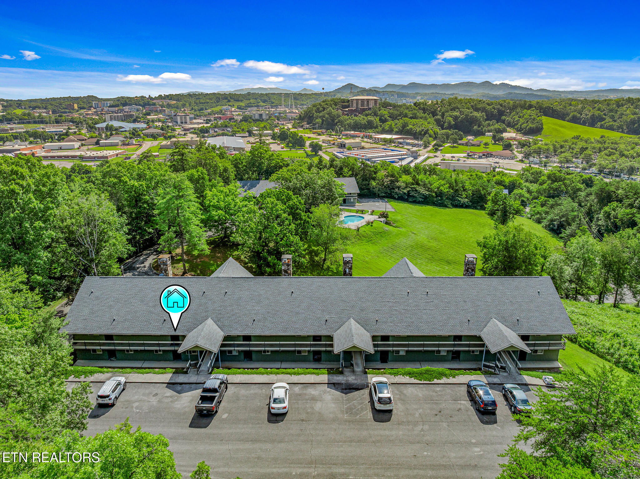 526 Briarcliff Way Pigeon Forge TN 37863