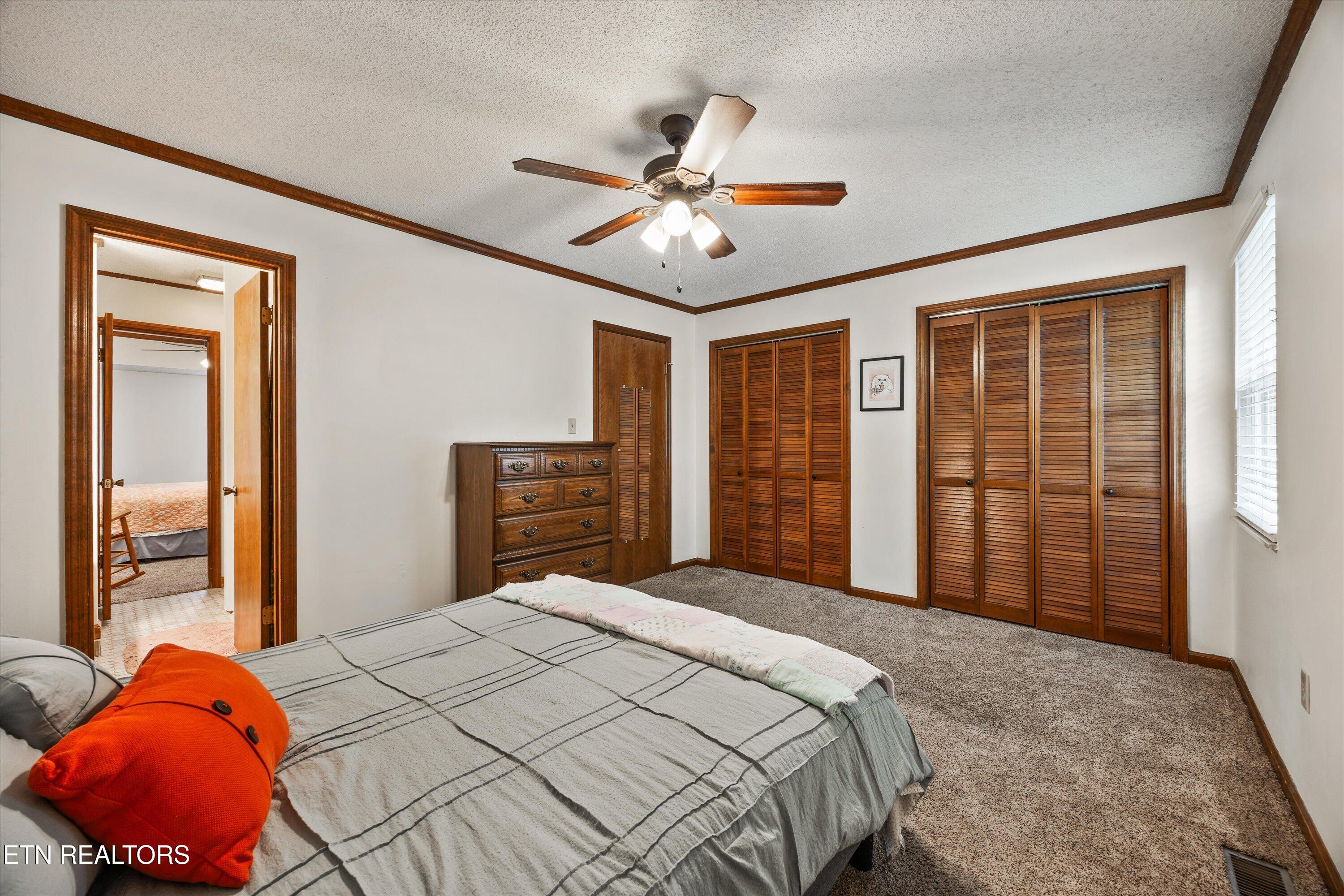 629 Idlewood Lane Knoxville TN 37923