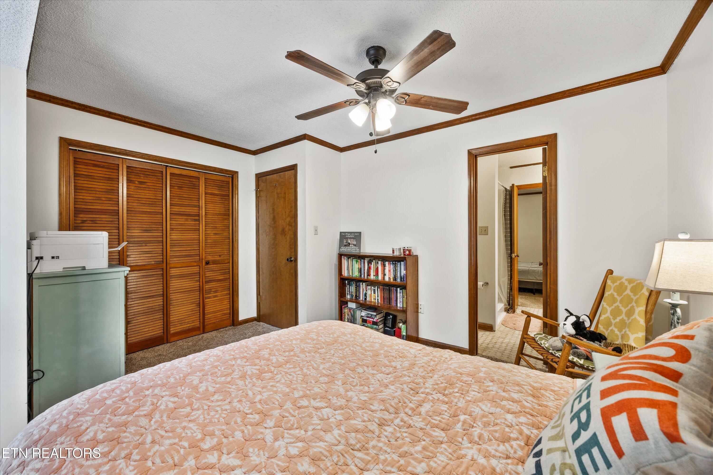 629 Idlewood Lane Knoxville TN 37923