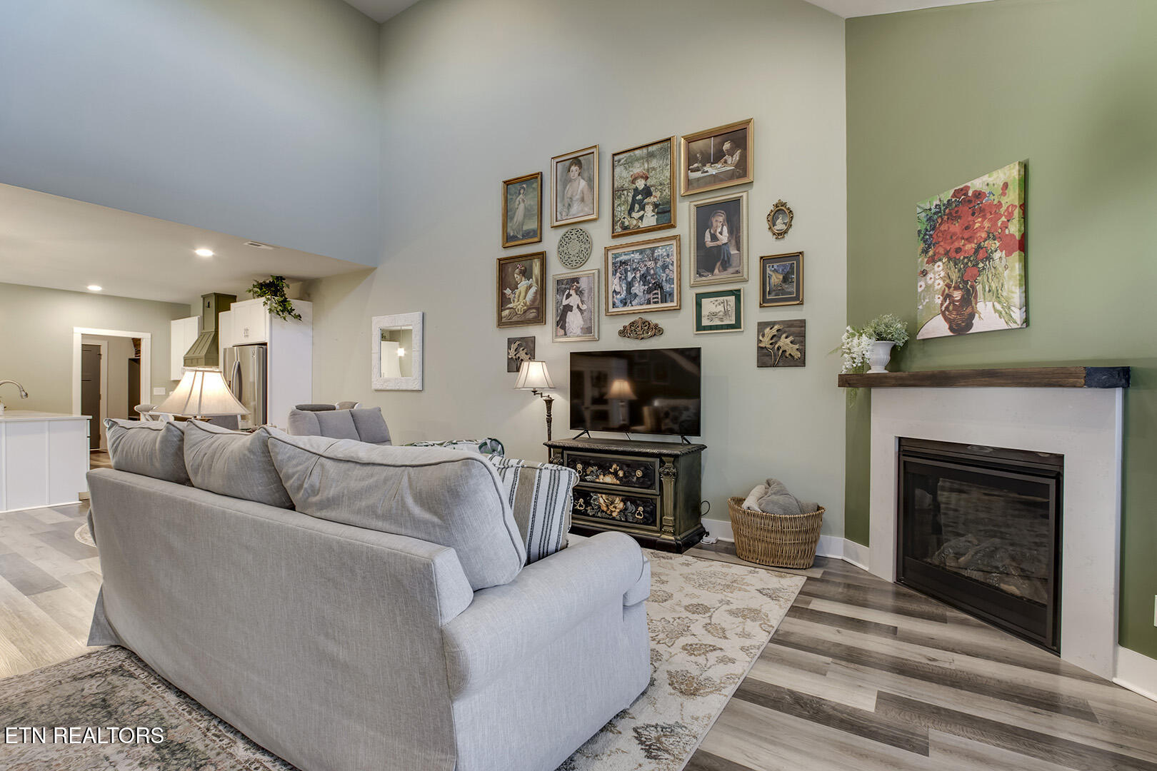 984 Meadow Walk Lane Lenoir City TN 37772