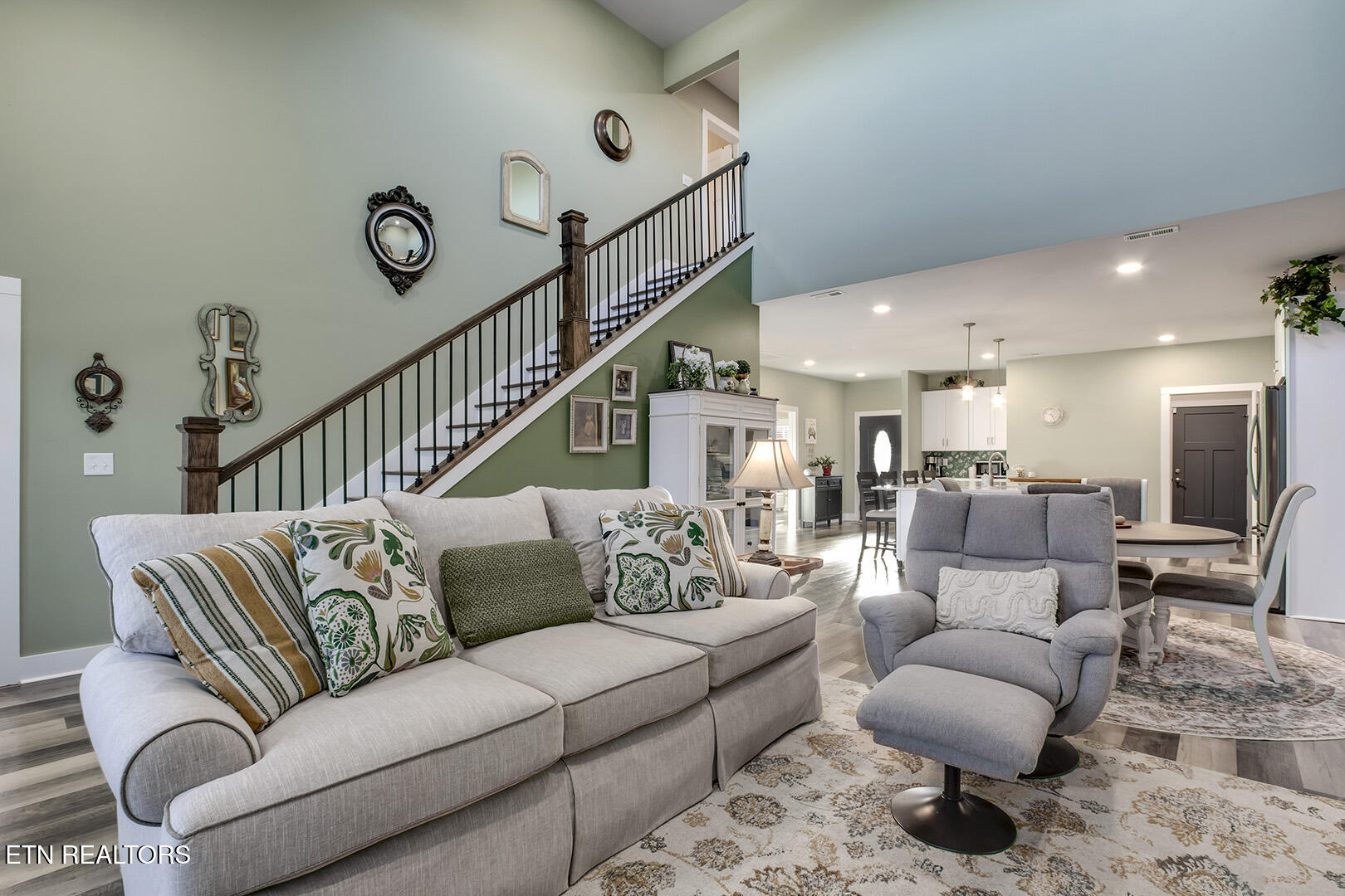 984 Meadow Walk Lane Lenoir City TN 37772