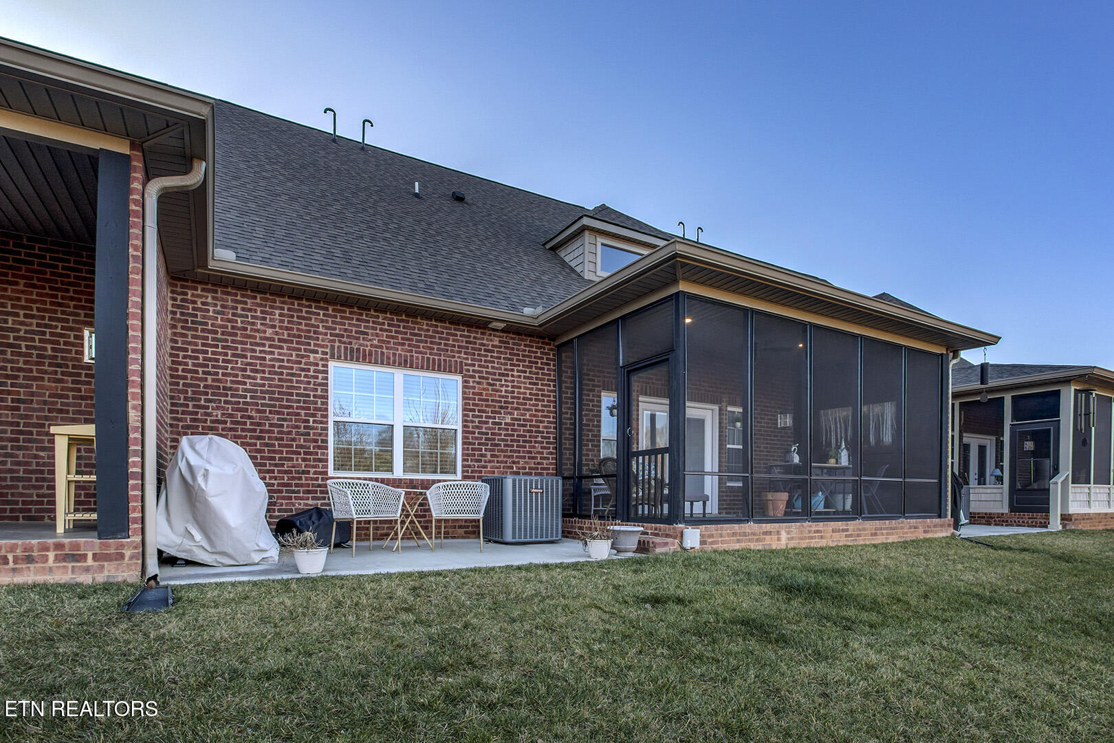 984 Meadow Walk Lane Lenoir City TN 37772