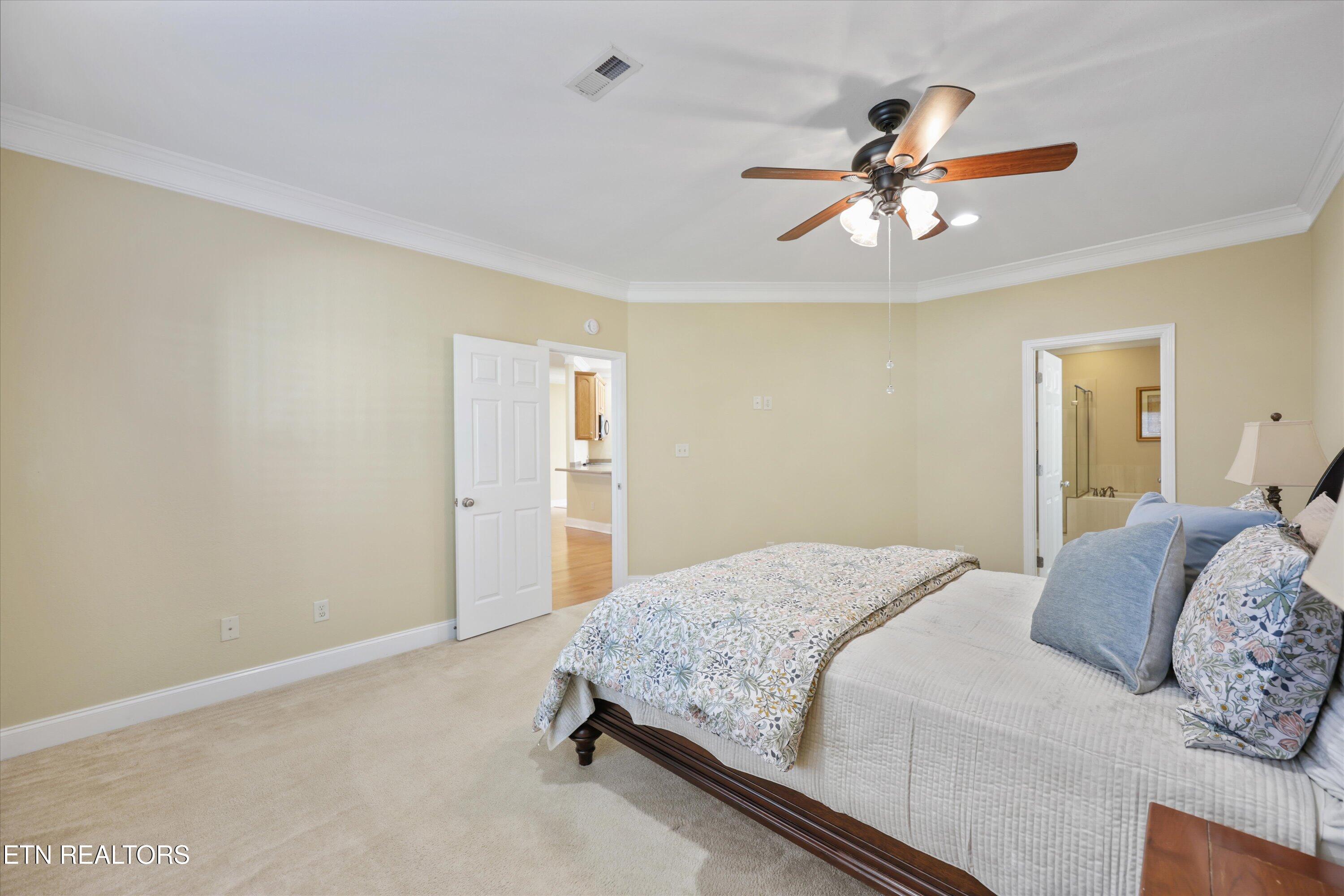 560 Meadow Walk Lane Lenoir City TN 37772