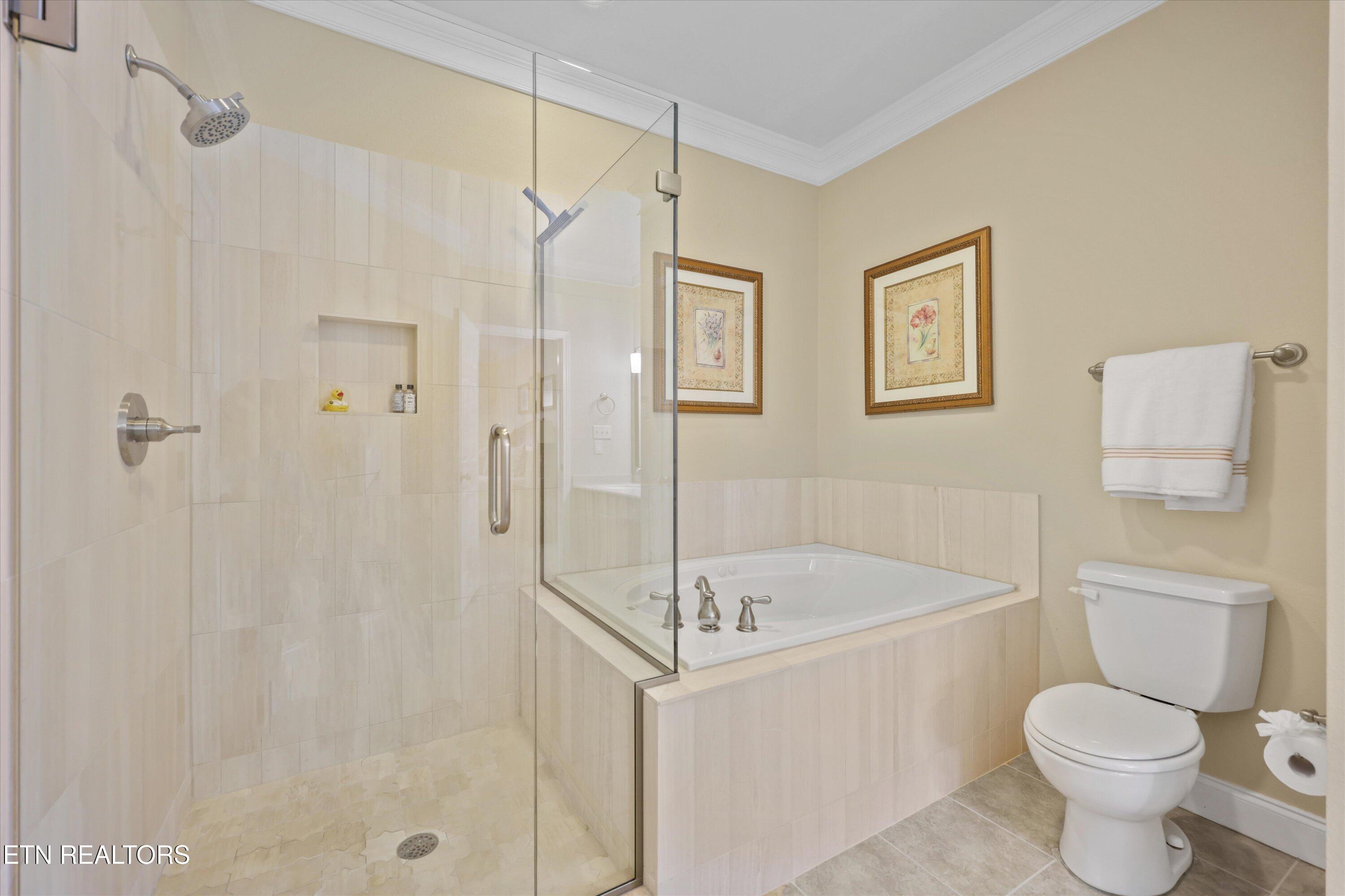 560 Meadow Walk Lane Lenoir City TN 37772