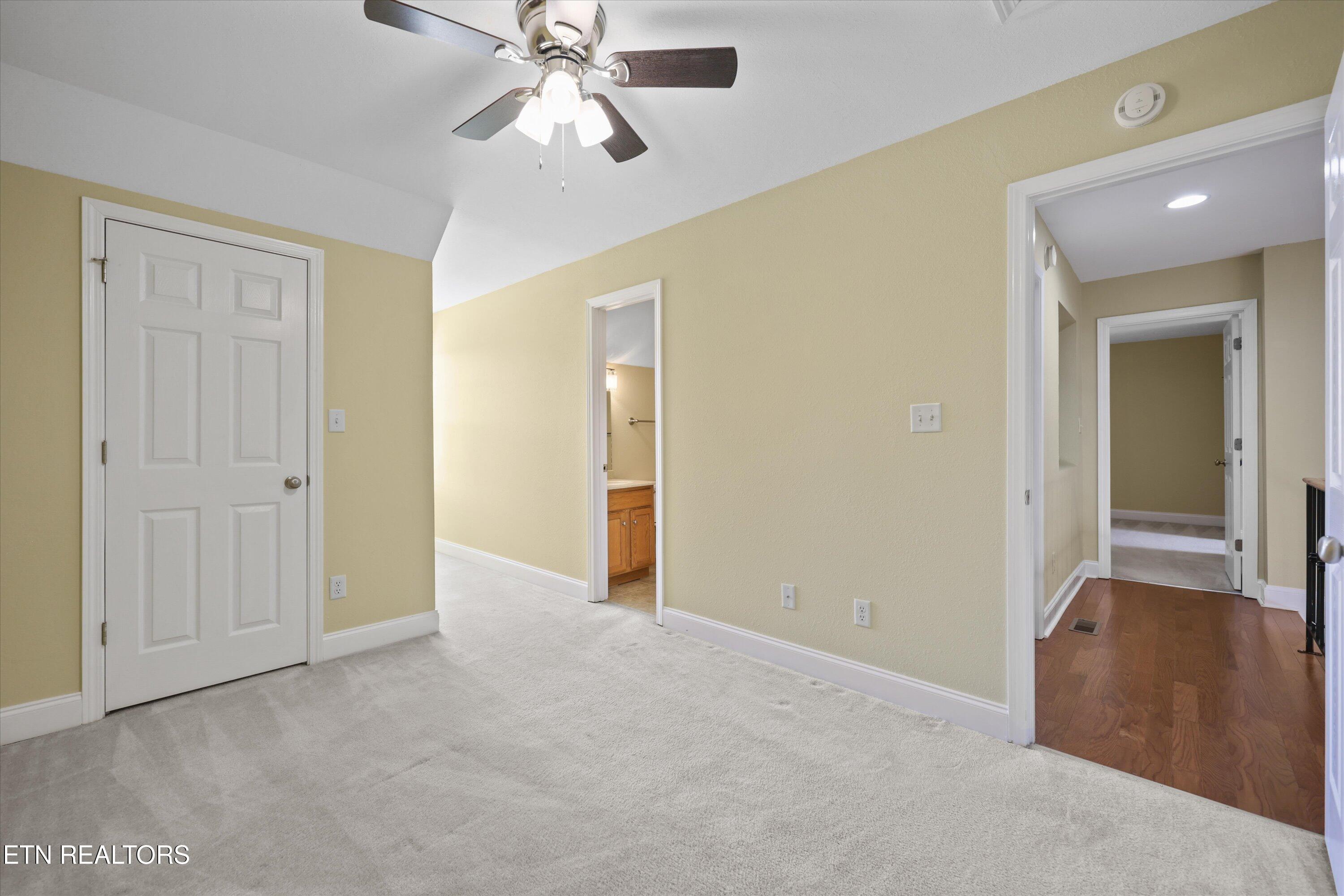 560 Meadow Walk Lane Lenoir City TN 37772