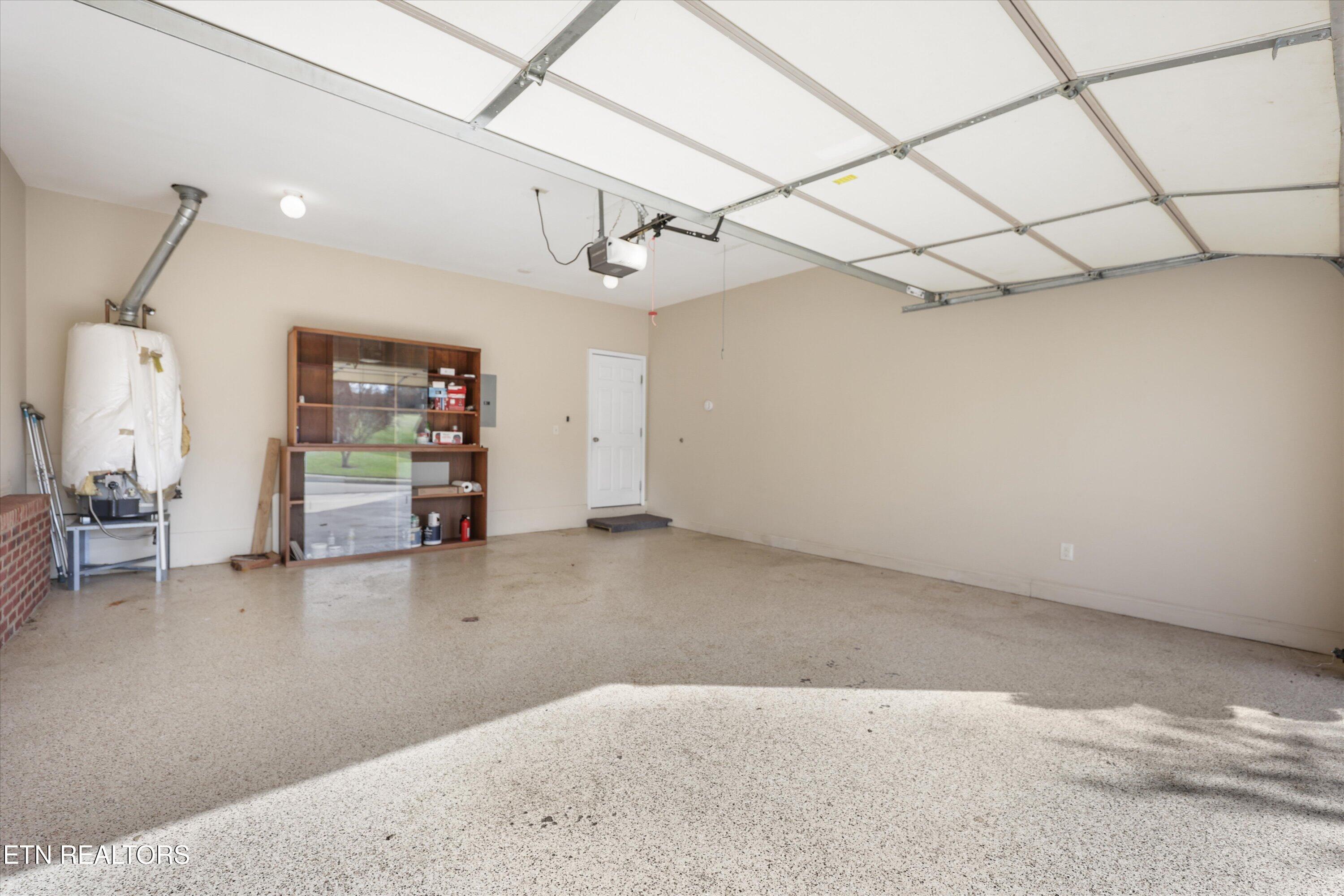 560 Meadow Walk Lane Lenoir City TN 37772