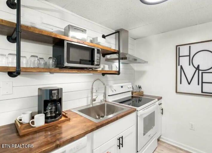 413 Baskins Creek Road Gatlinburg TN 37738
